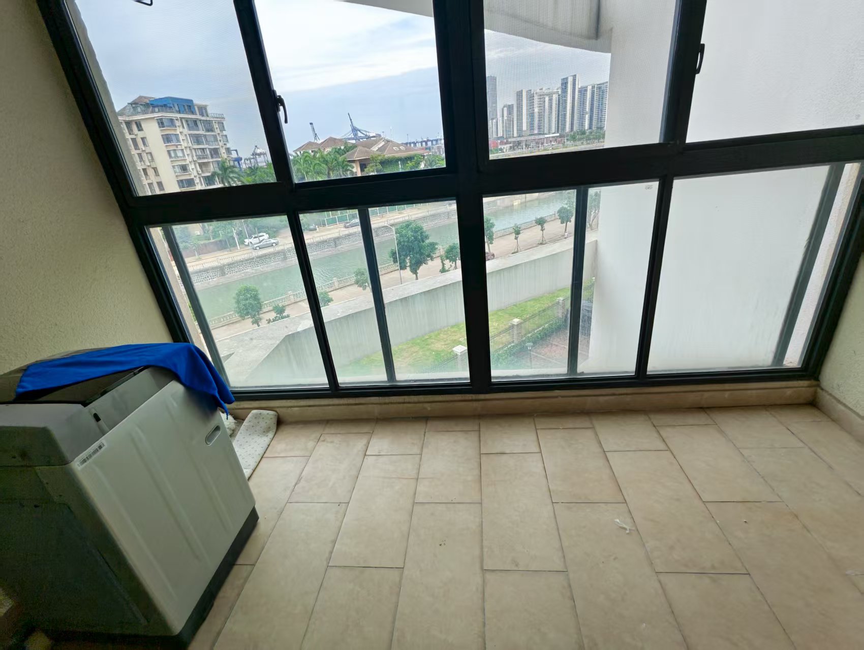 恒大海口湾二期 2室2厅1卫 3500.0元/月 恒大海口湾二期 2室2厅1卫 3500.0元/月室内图