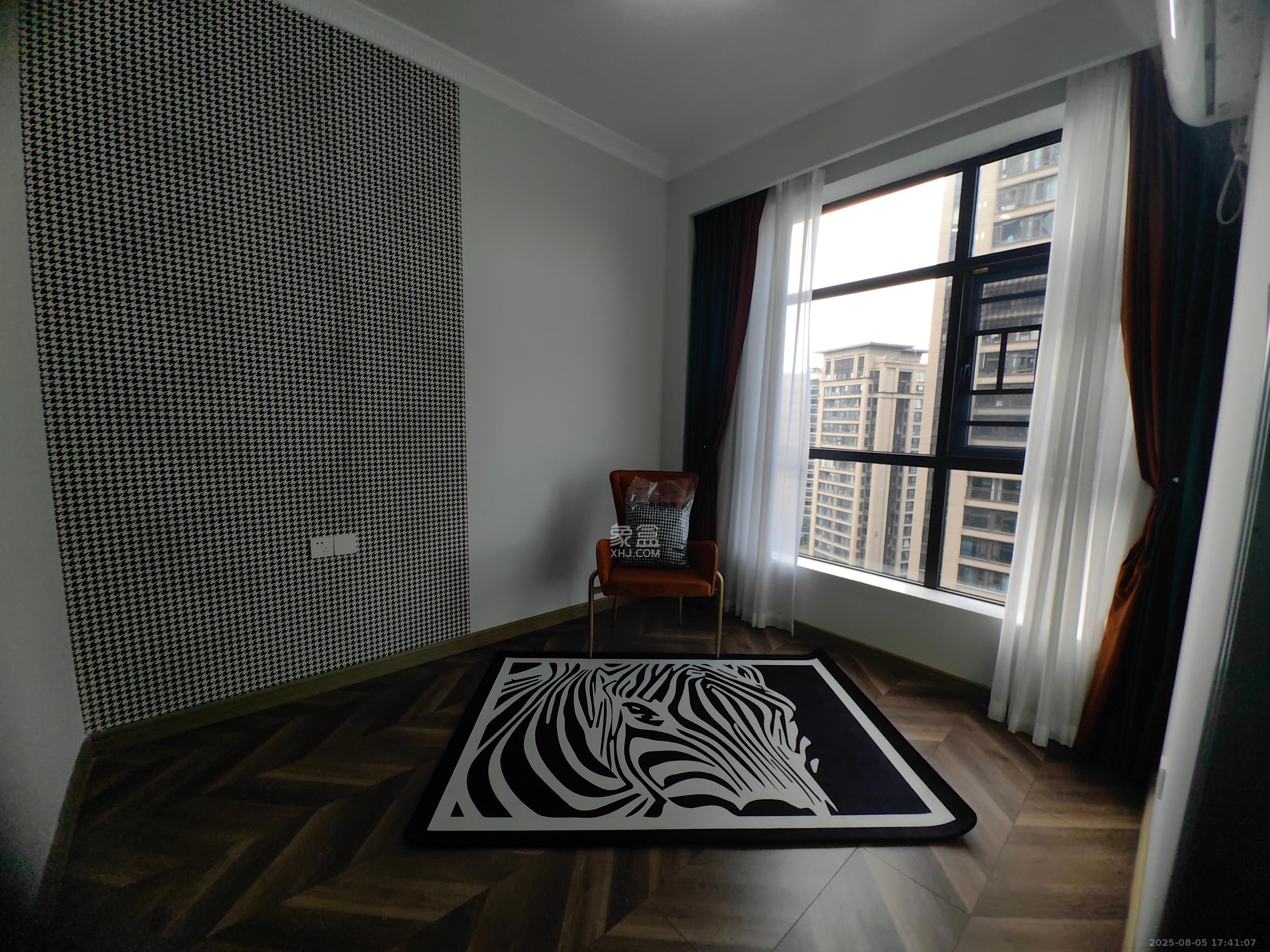 建发央玺(建发泱玺雅苑) 4室2厅1卫 8500.0元/月 建发央玺(建发泱玺雅苑) 4室2厅1卫 8500.0元/月室内图