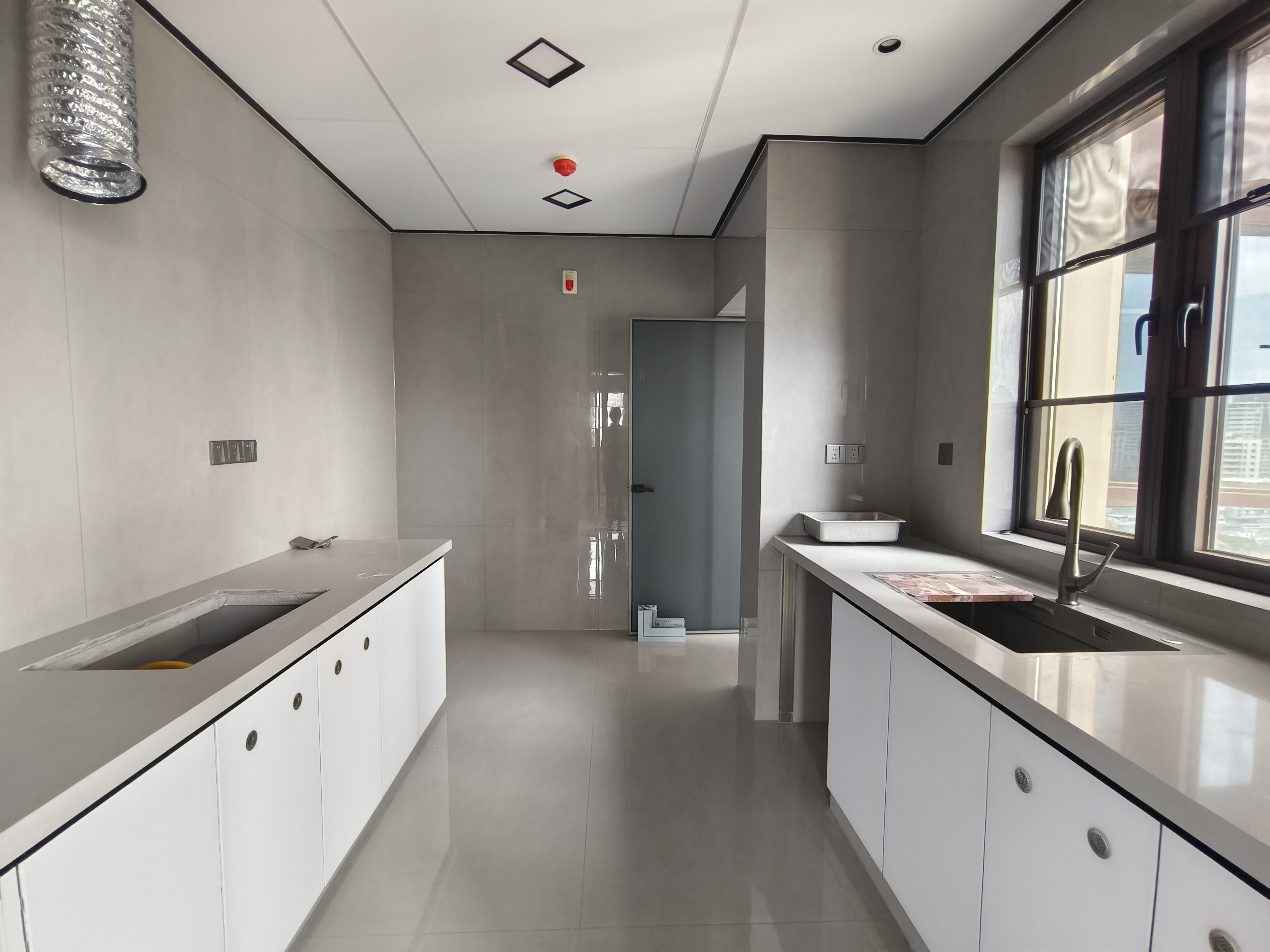 海航豪庭北苑 5室2厅4卫 10000.0元/月 海航豪庭北苑 5室2厅4卫 10000.0元/月室内图