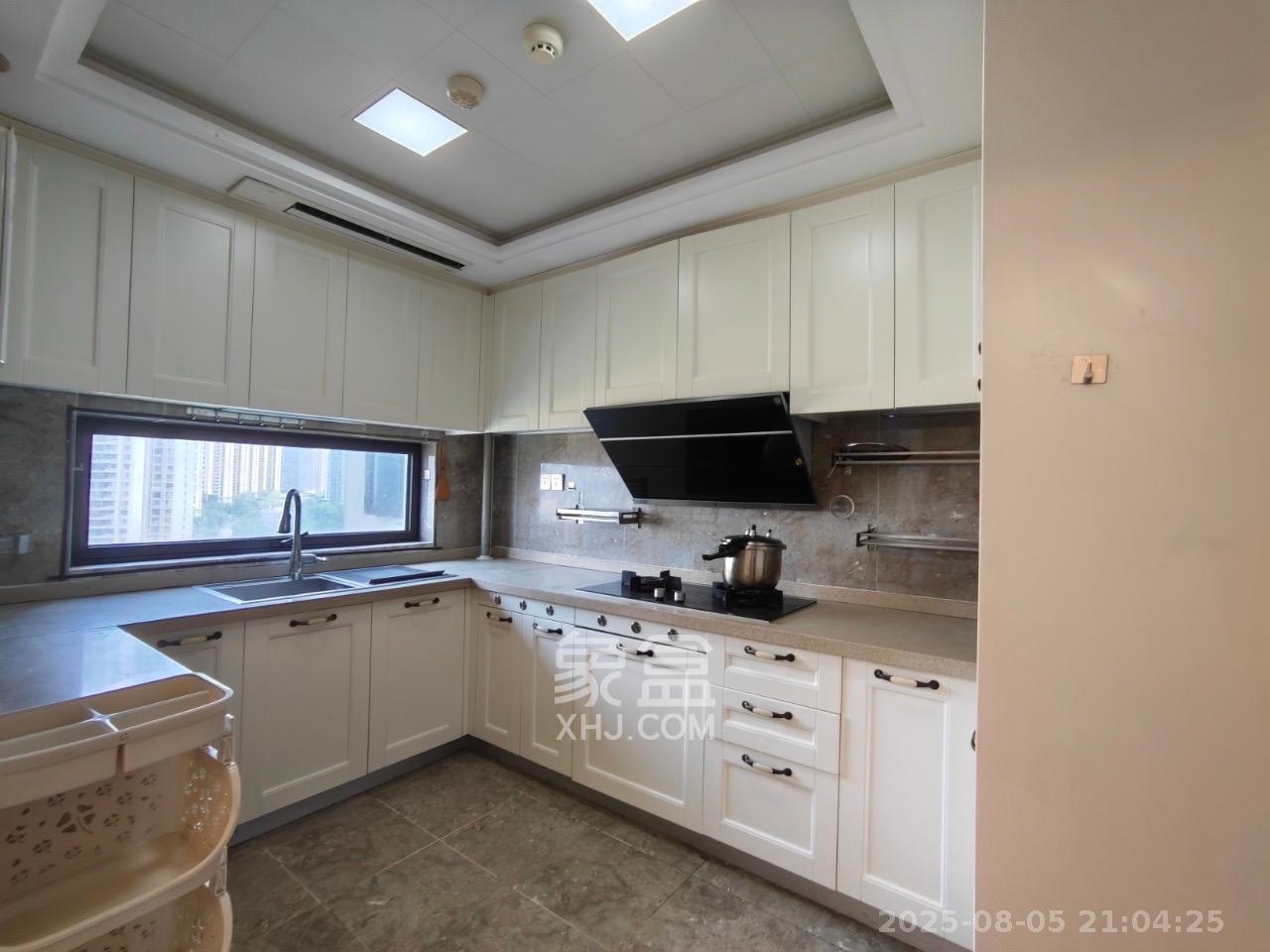 万科里金域国际 4室2厅2卫 7500.0元/月 万科里金域国际 4室2厅2卫 7500.0元/月室内图