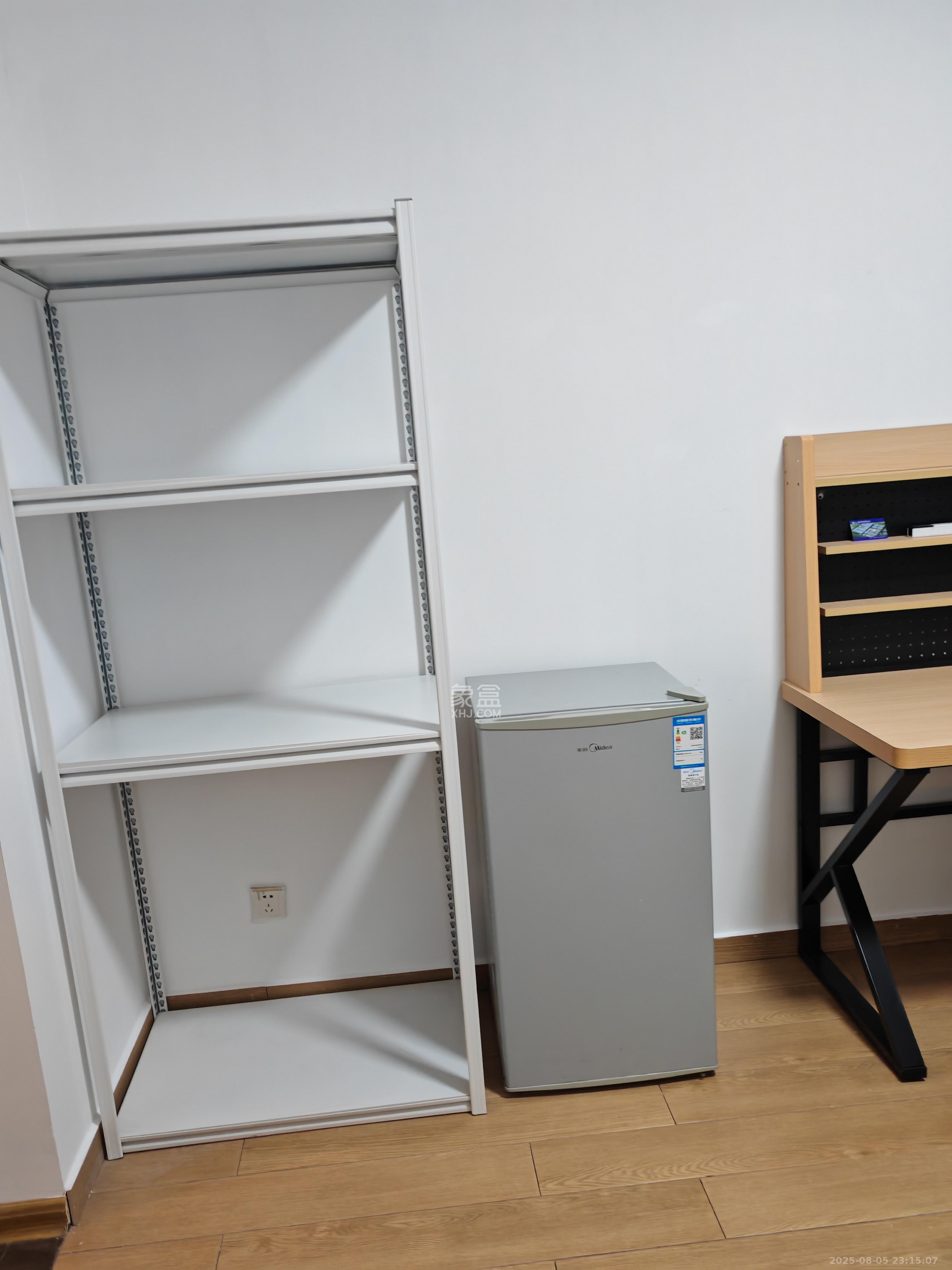 万科白鹭郡  1室1厅1卫    1300.0元/月室内图