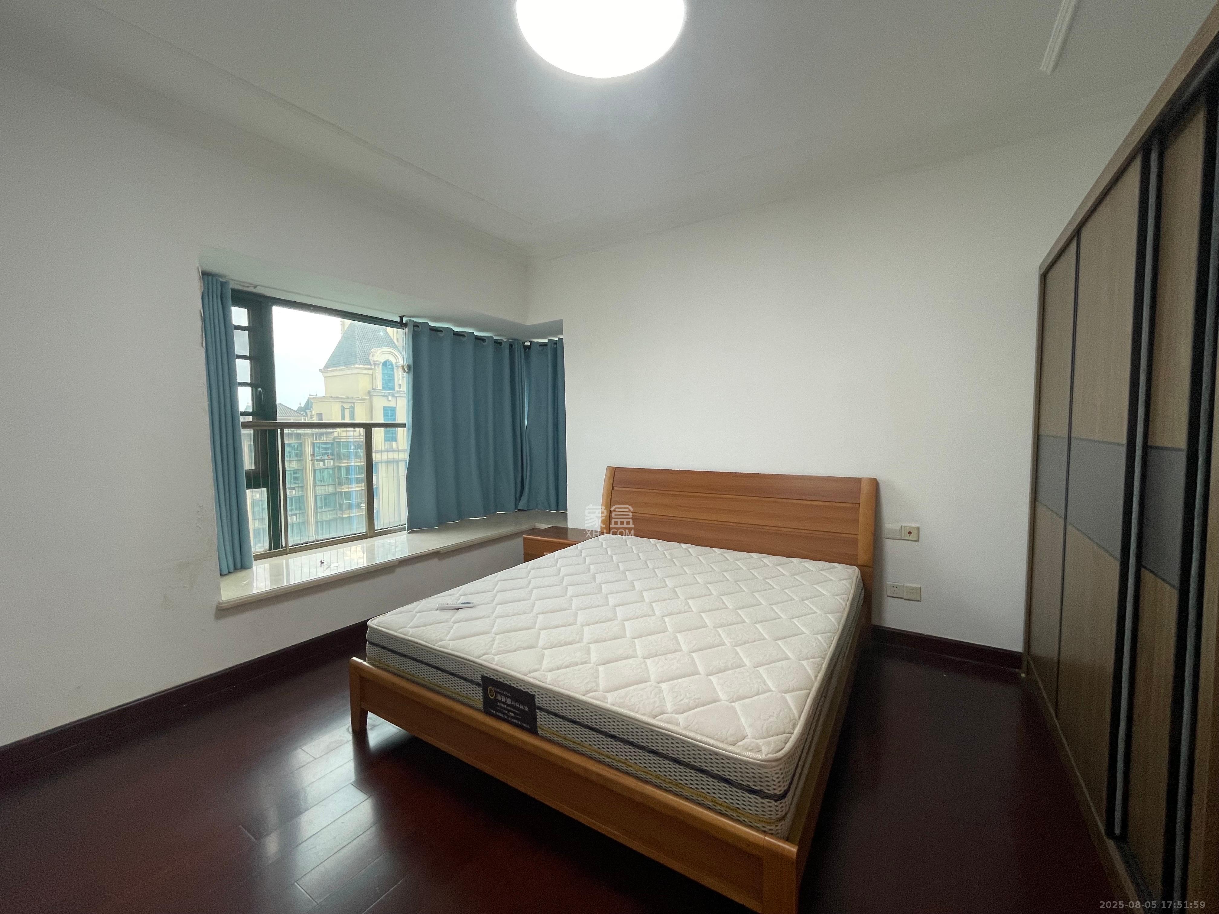 恒大华府 3室2厅2卫 3000.0元/月 恒大华府 3室2厅2卫 3000.0元/月室内图