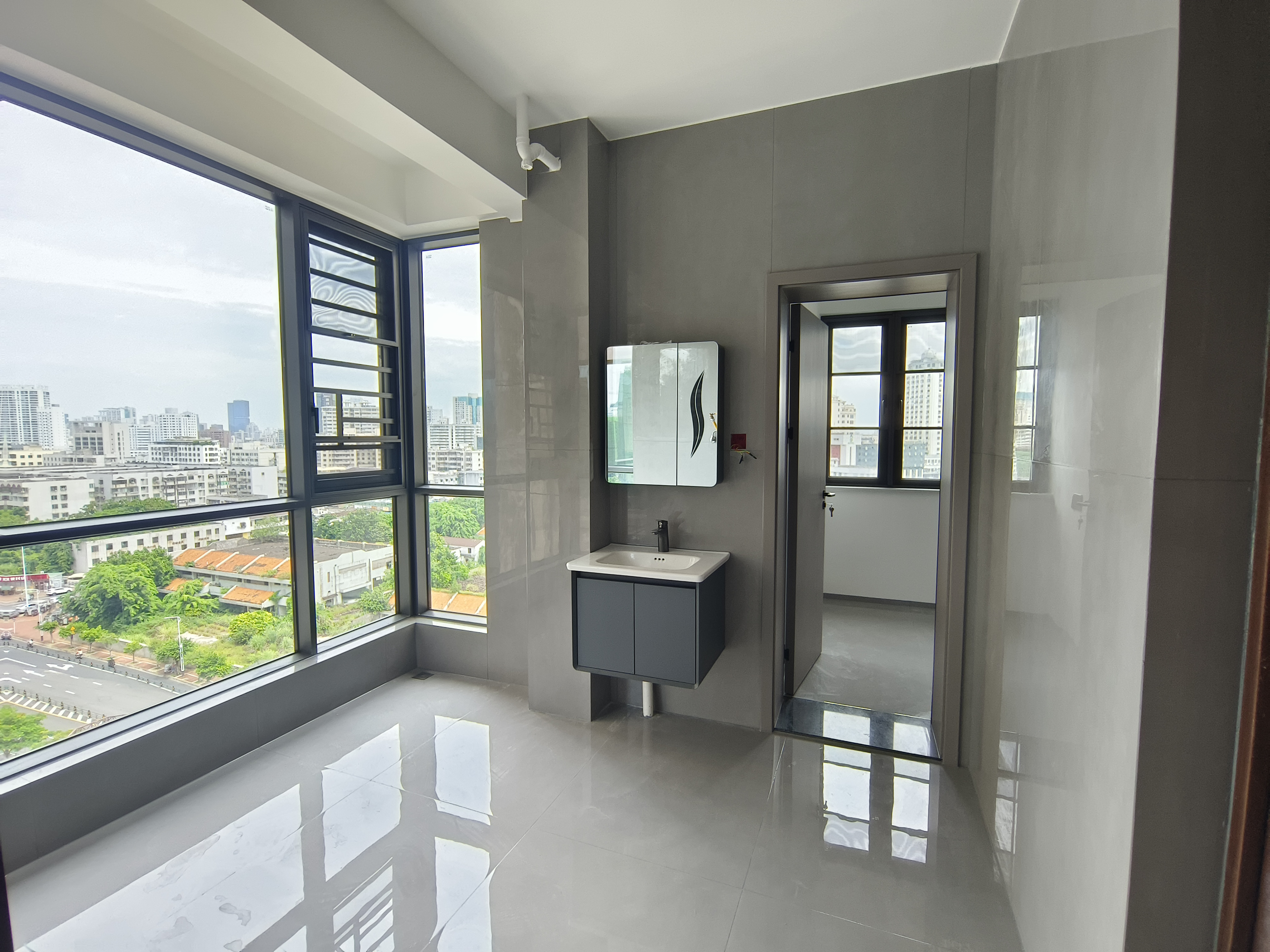 海航豪庭北苑 5室2厅4卫 10000.0元/月 海航豪庭北苑 5室2厅4卫 10000.0元/月室内图