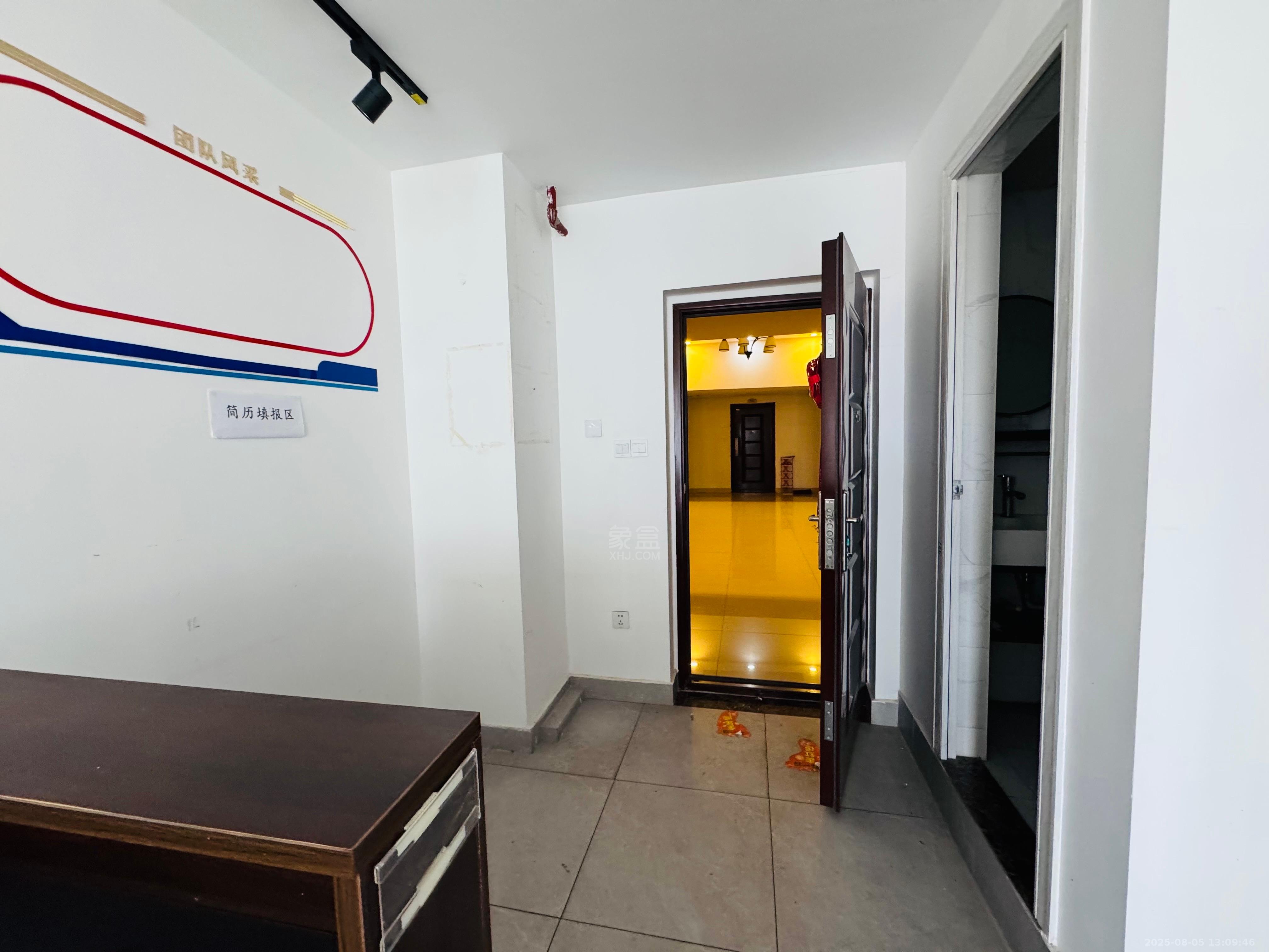 九八缔景城 1室1厅1卫 1200.0元/月 九八缔景城 1室1厅1卫 1200.0元/月室内图