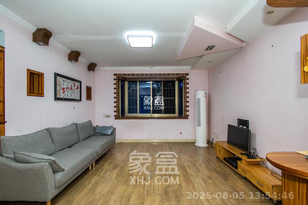 东南明苑 3室2厅2卫 2500.0元/月 东南明苑 3室2厅2卫 2500.0元/月室内图