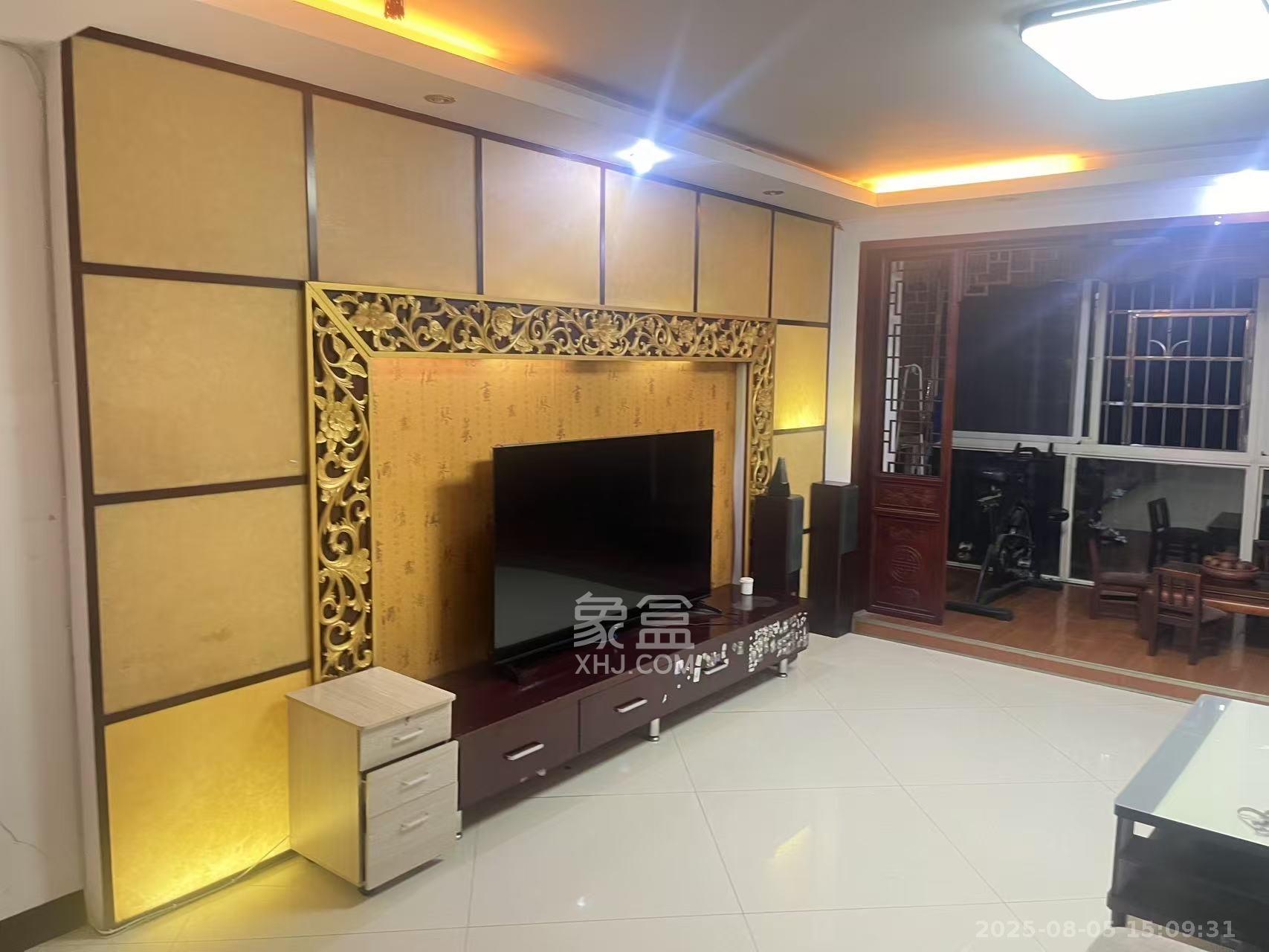 金帆江滨玫瑰园 4室2厅2卫 2900.0元/月 金帆江滨玫瑰园 4室2厅2卫 2900.0元/月室内图