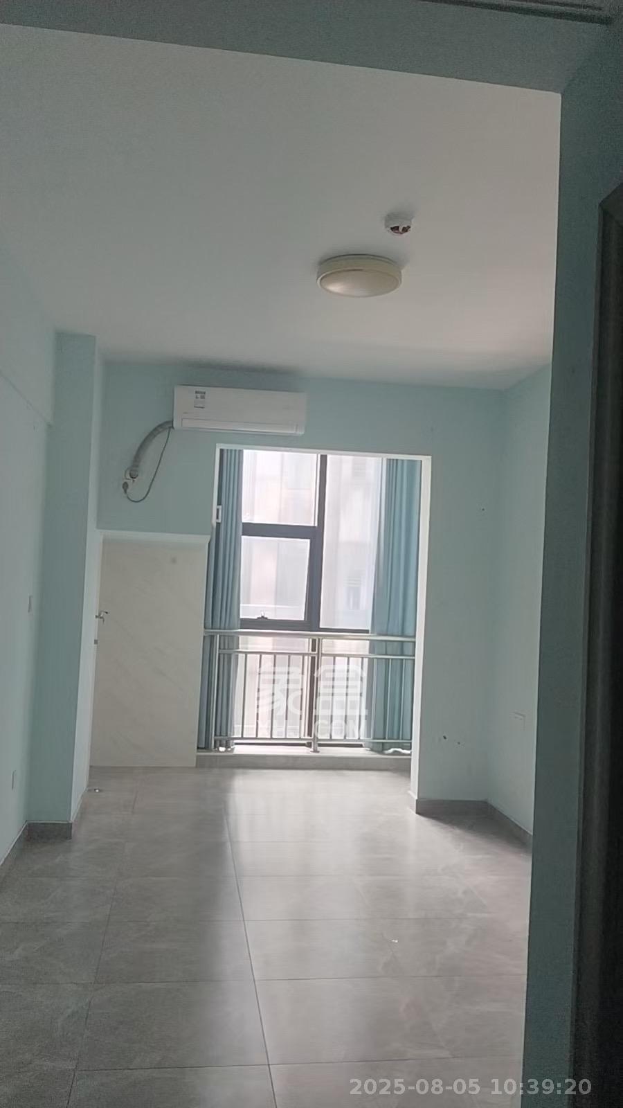 东盈商业广场(华泉城市广场) 1室1厅1卫 1200.0元/月 东盈商业广场(华泉城市广场) 1室1厅1卫 1200.0元/月室内图