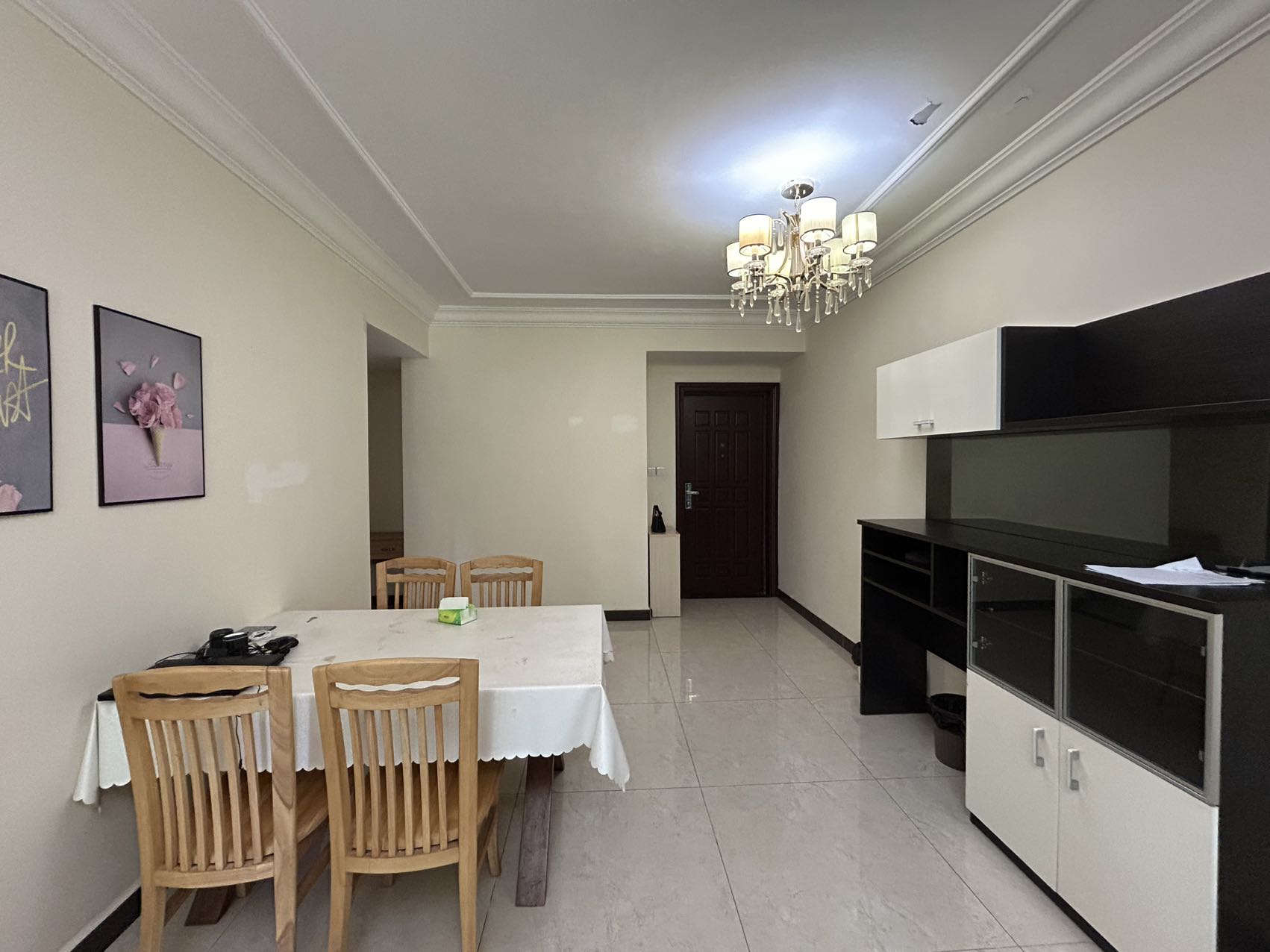 恒大绿洲 2室2厅1卫 1600.0元/月 恒大绿洲 2室2厅1卫 1600.0元/月室内图