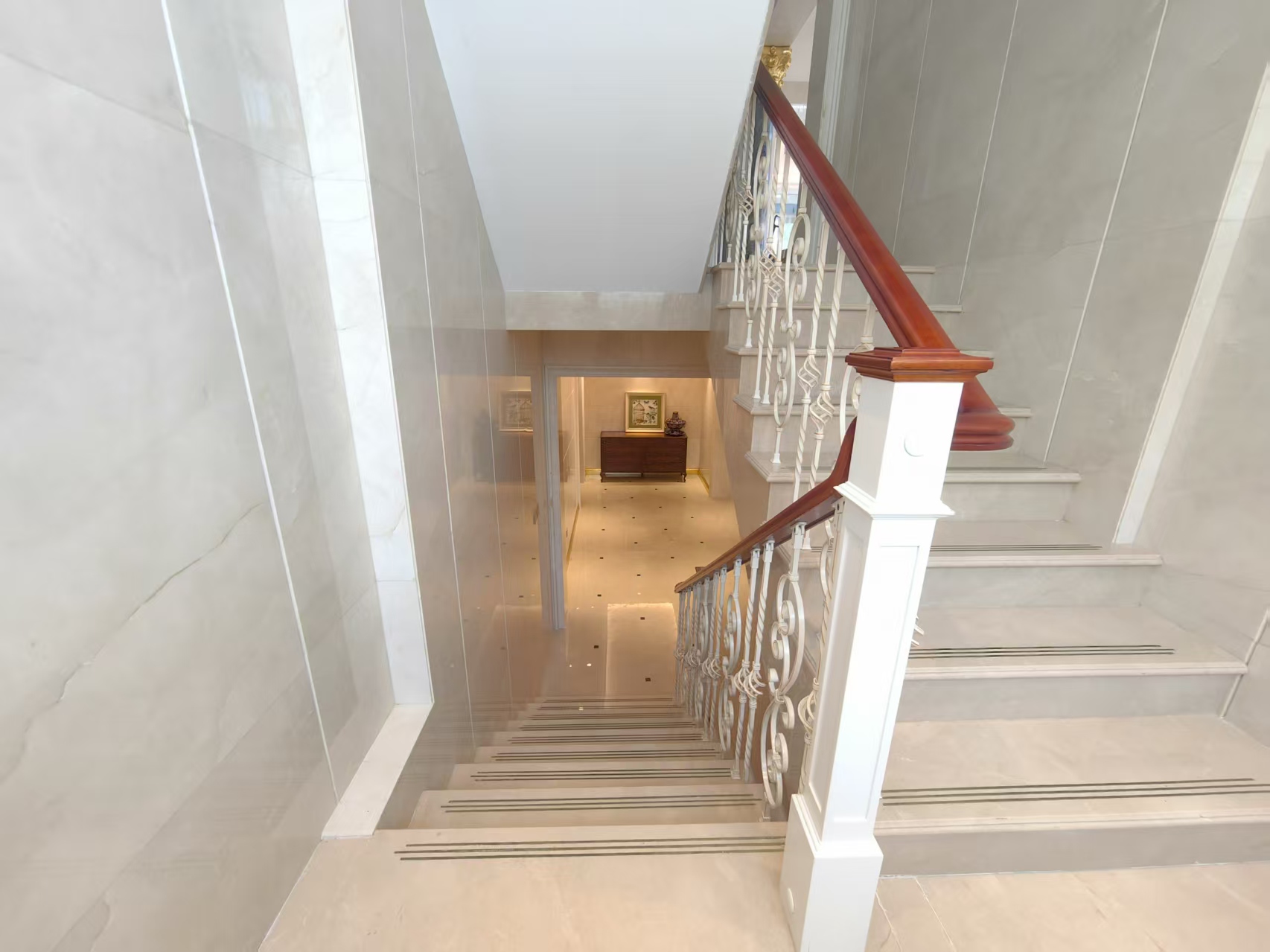 泰达天海国际 6室3厅4卫 50000.0元/月 泰达天海国际 6室3厅4卫 50000.0元/月室内图