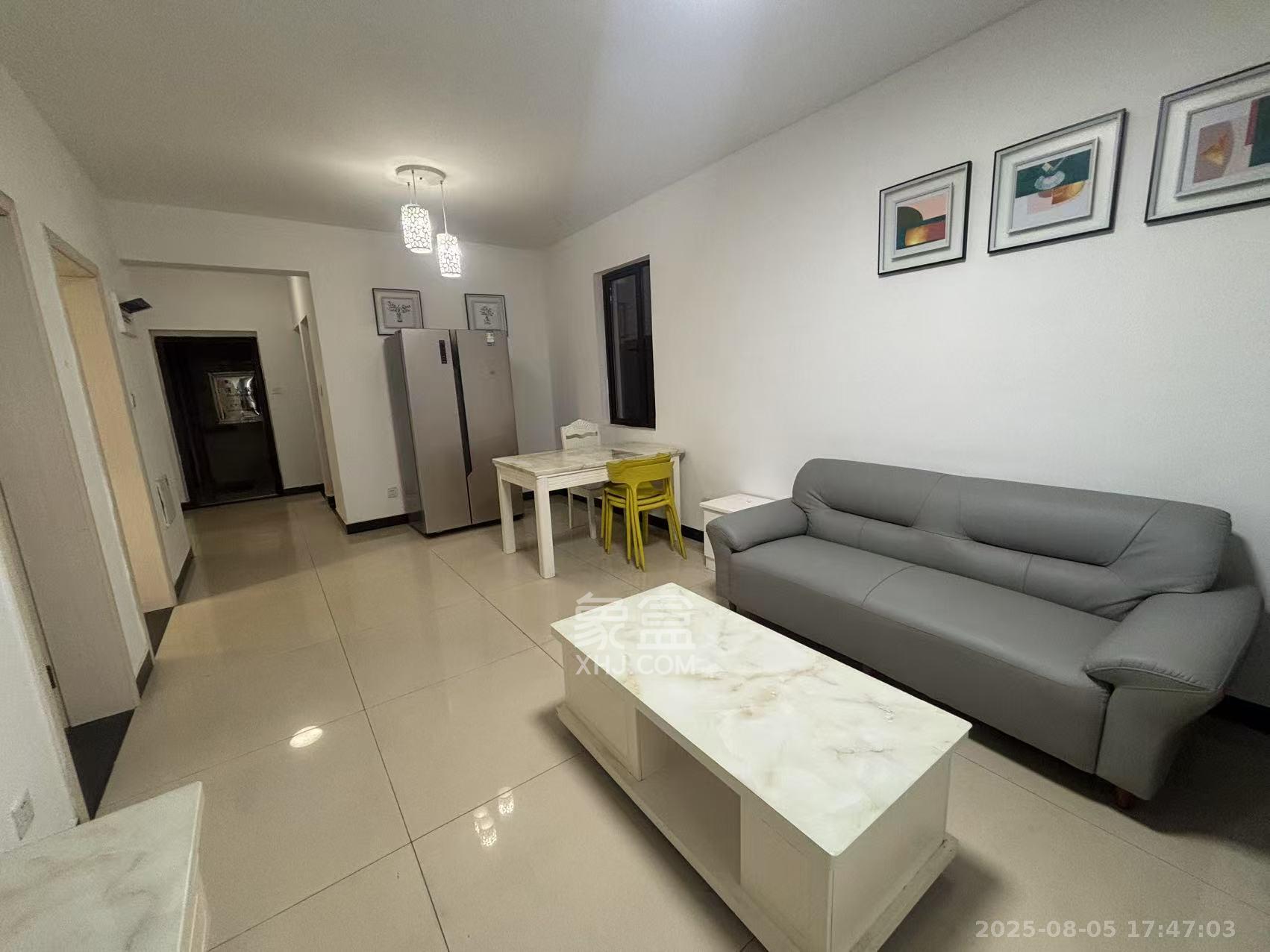 中国铁建梅溪青秀二期 3室2厅2卫 2500.0元/月 中国铁建梅溪青秀二期 3室2厅2卫 2500.0元/月室内图