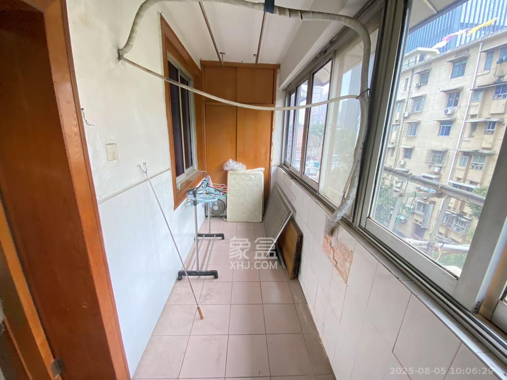 水泵厂宿舍 2室2厅1卫 1450.0元/月 水泵厂宿舍 2室2厅1卫 1450.0元/月室内图