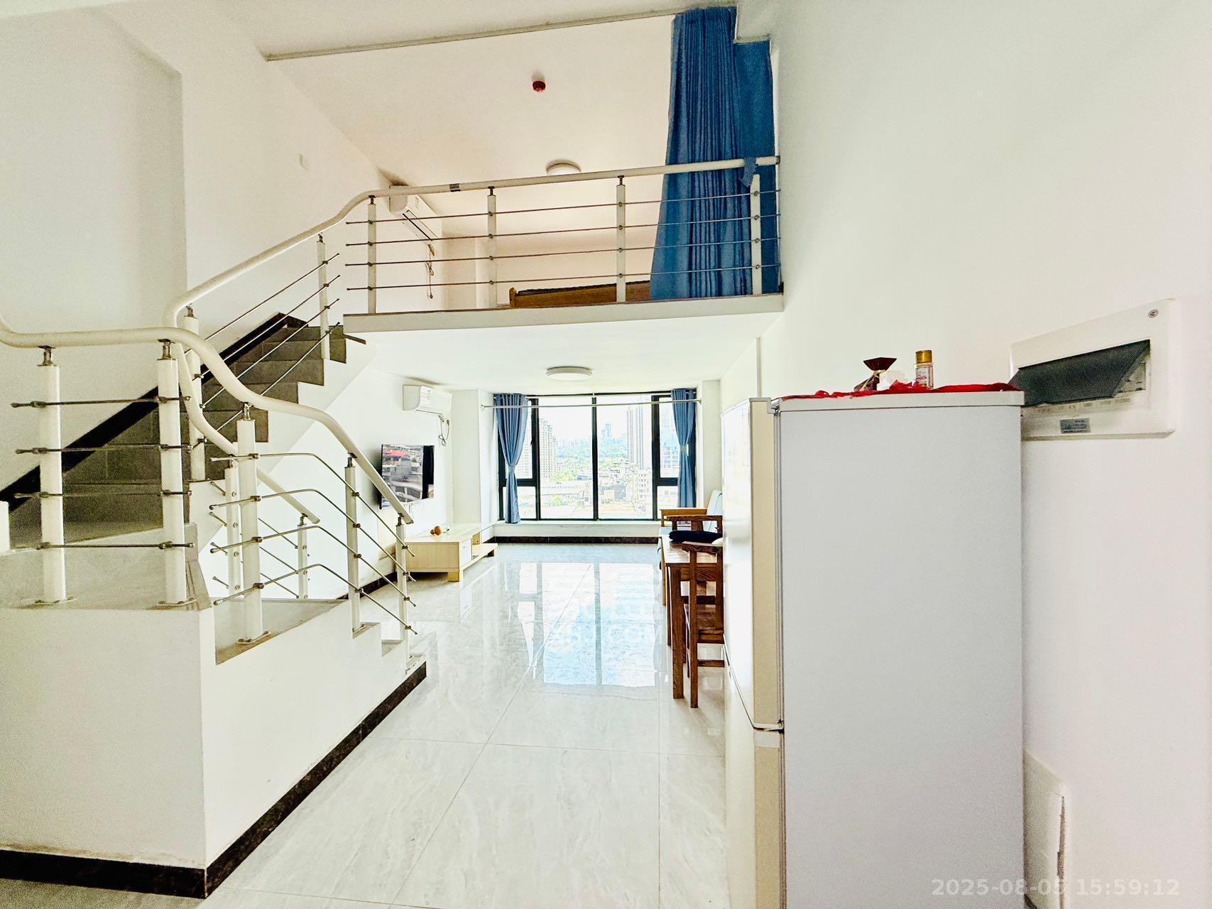 嘉宇银杉(嘉宇西苑) 1室1厅1卫 1600.0元/月 嘉宇银杉(嘉宇西苑) 1室1厅1卫 1600.0元/月室内图