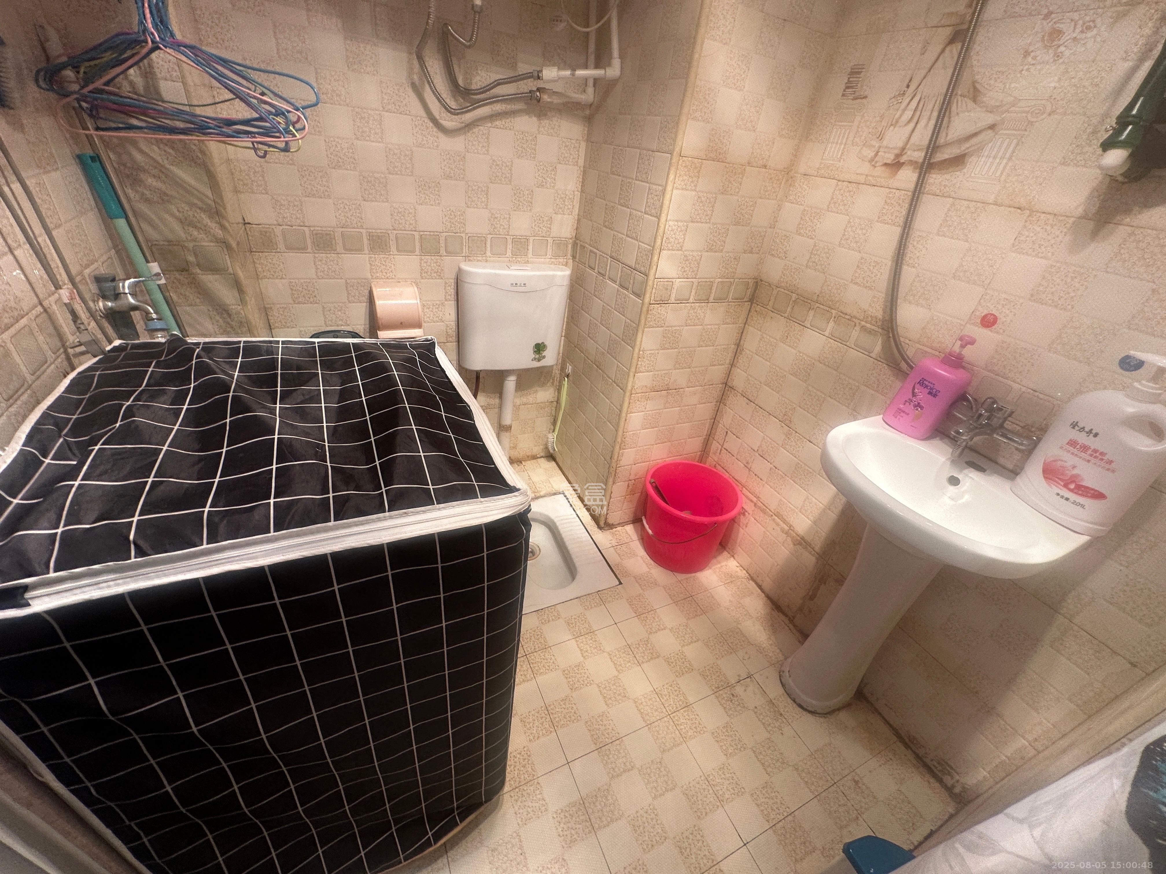 凯通国际城(凯通朝庭) 1室1厅1卫 1600.0元/月 凯通国际城(凯通朝庭) 1室1厅1卫 1600.0元/月室内图