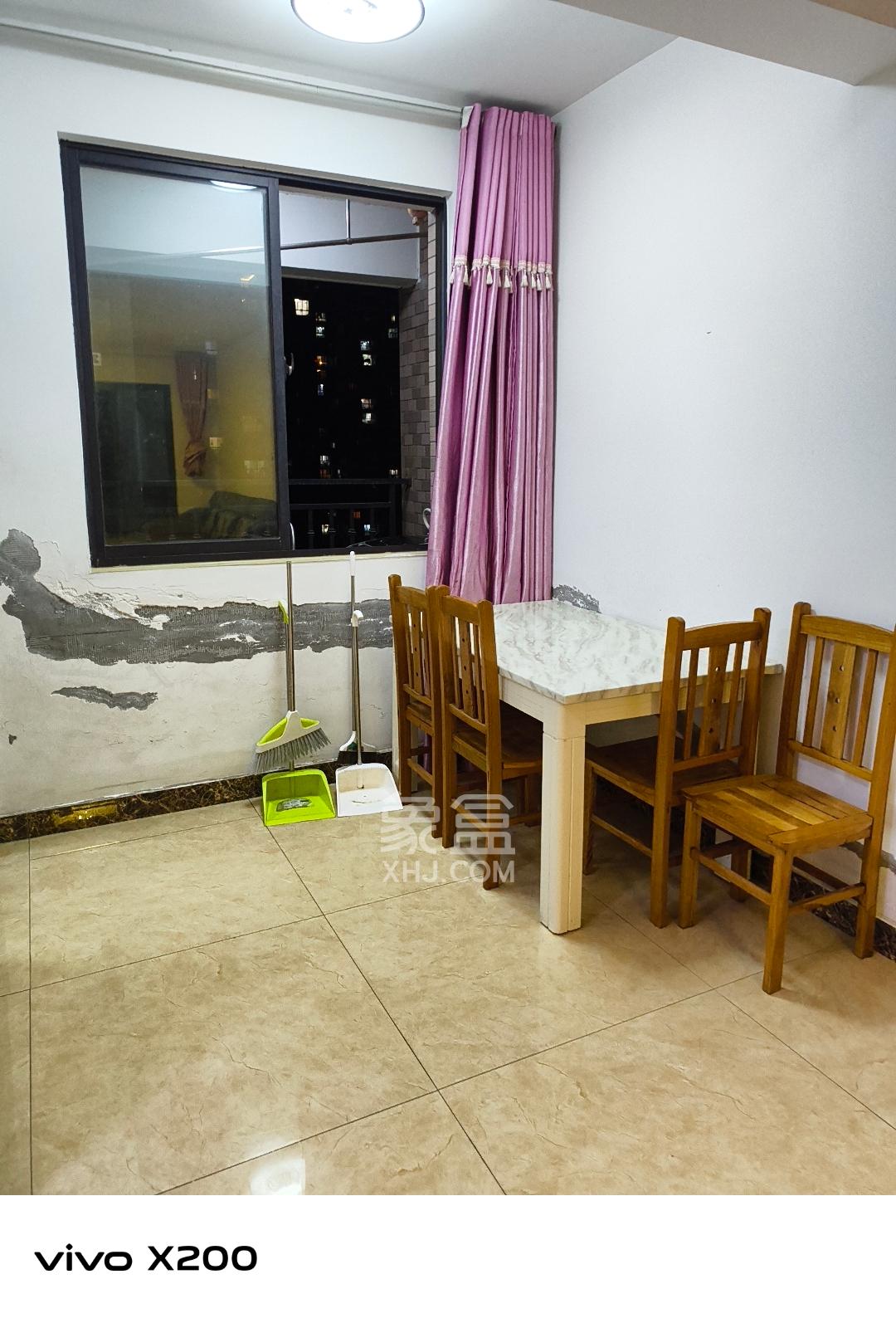 康桥长郡  4室2厅2卫    2000.0元/月 康桥长郡  4室2厅2卫    2000.0元/月室内图