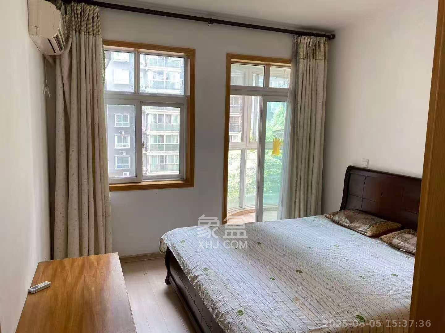 活力康城  1室2厅1卫   2200.00元/月室内图