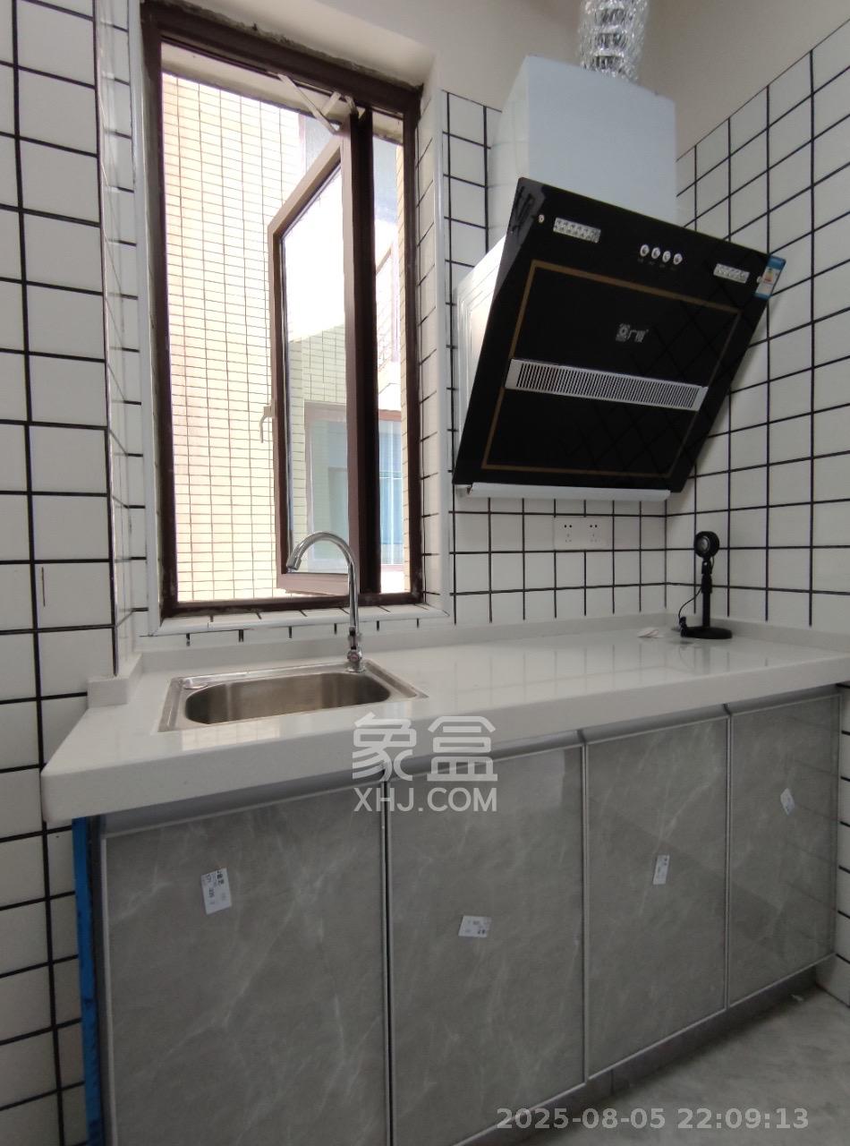 尚鑫海悦(新长海尚海城)  1室0厅0卫    1200.0元/月 尚鑫海悦(新长海尚海城)  1室0厅0卫    1200.0元/月室内图