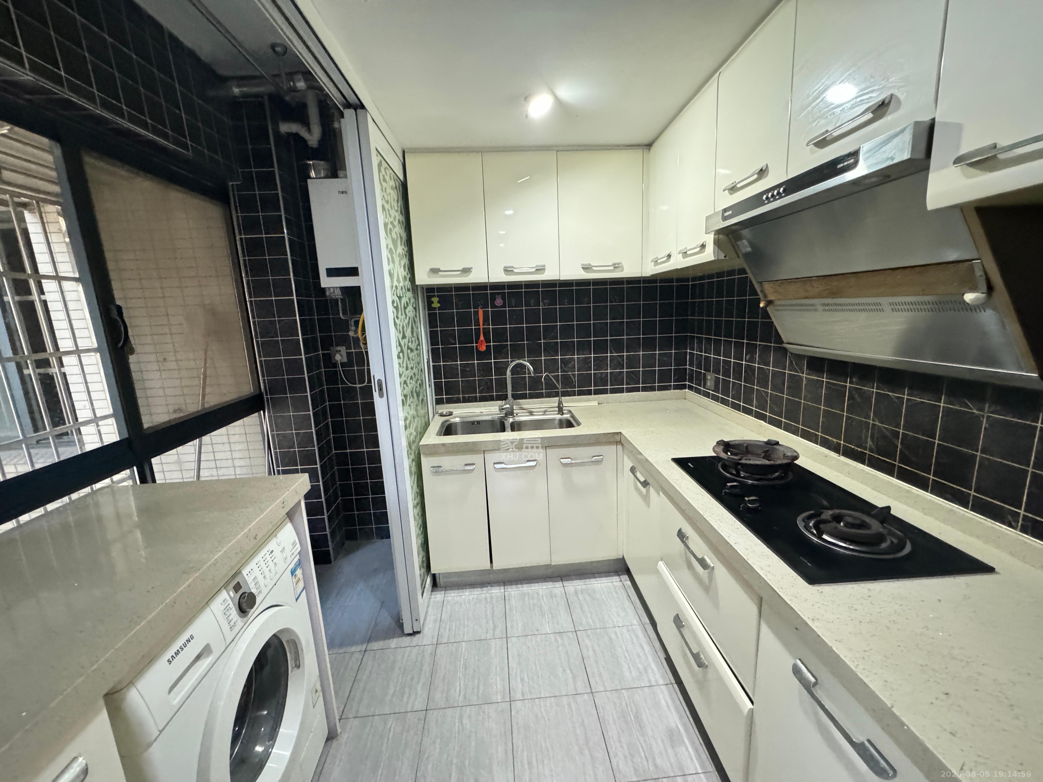 都市兰亭 1室2厅1卫 2300.0元/月 都市兰亭 1室2厅1卫 2300.0元/月室内图