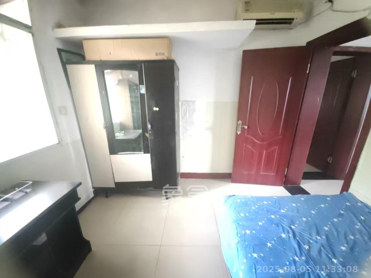 望月湖小区一片(荣龙社区) 2室1厅1卫 1400.0元/月 望月湖小区一片(荣龙社区) 2室1厅1卫 1400.0元/月室内图