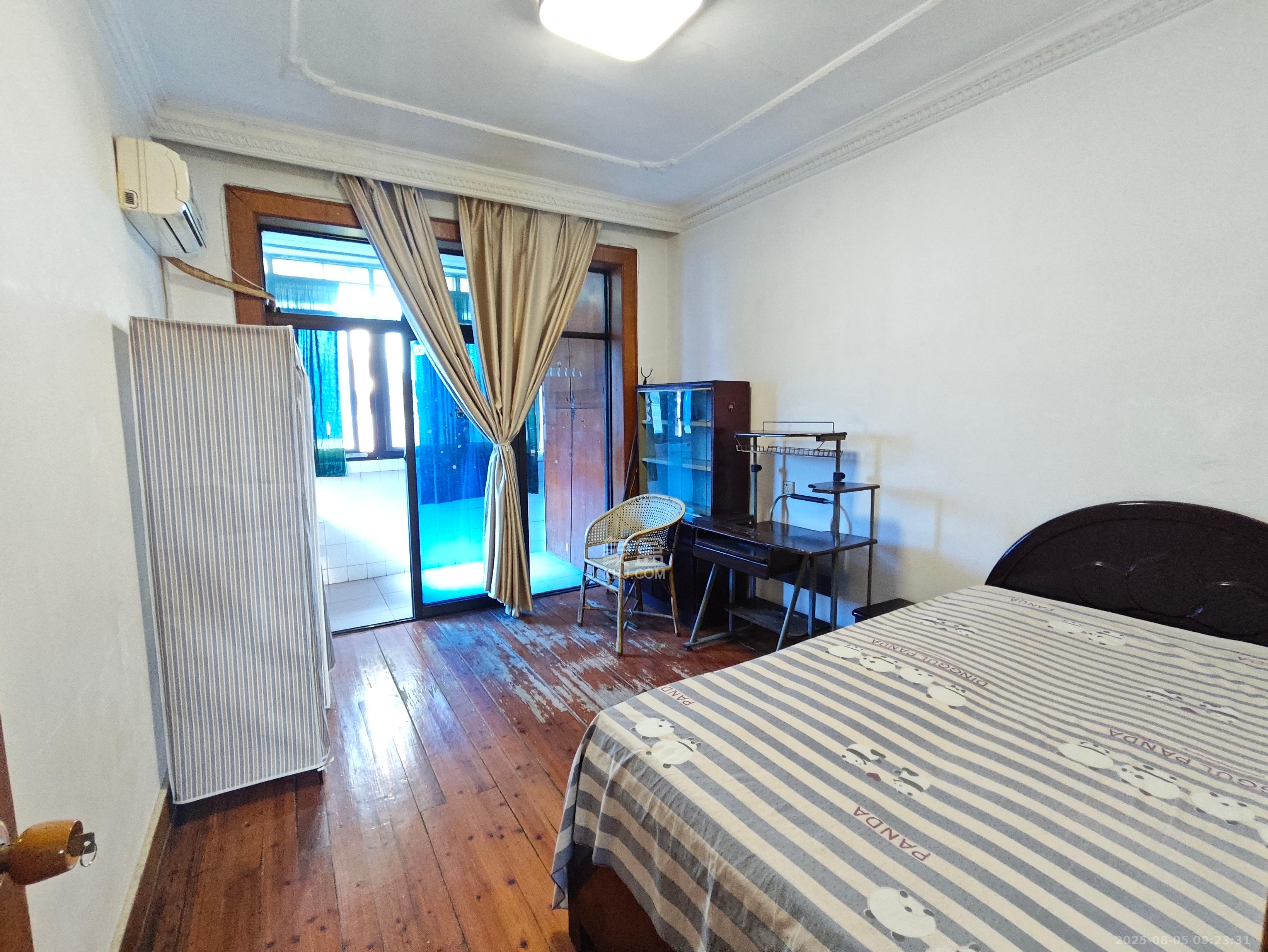 水泵厂宿舍  2室1厅1卫    1300.0元/月室内图