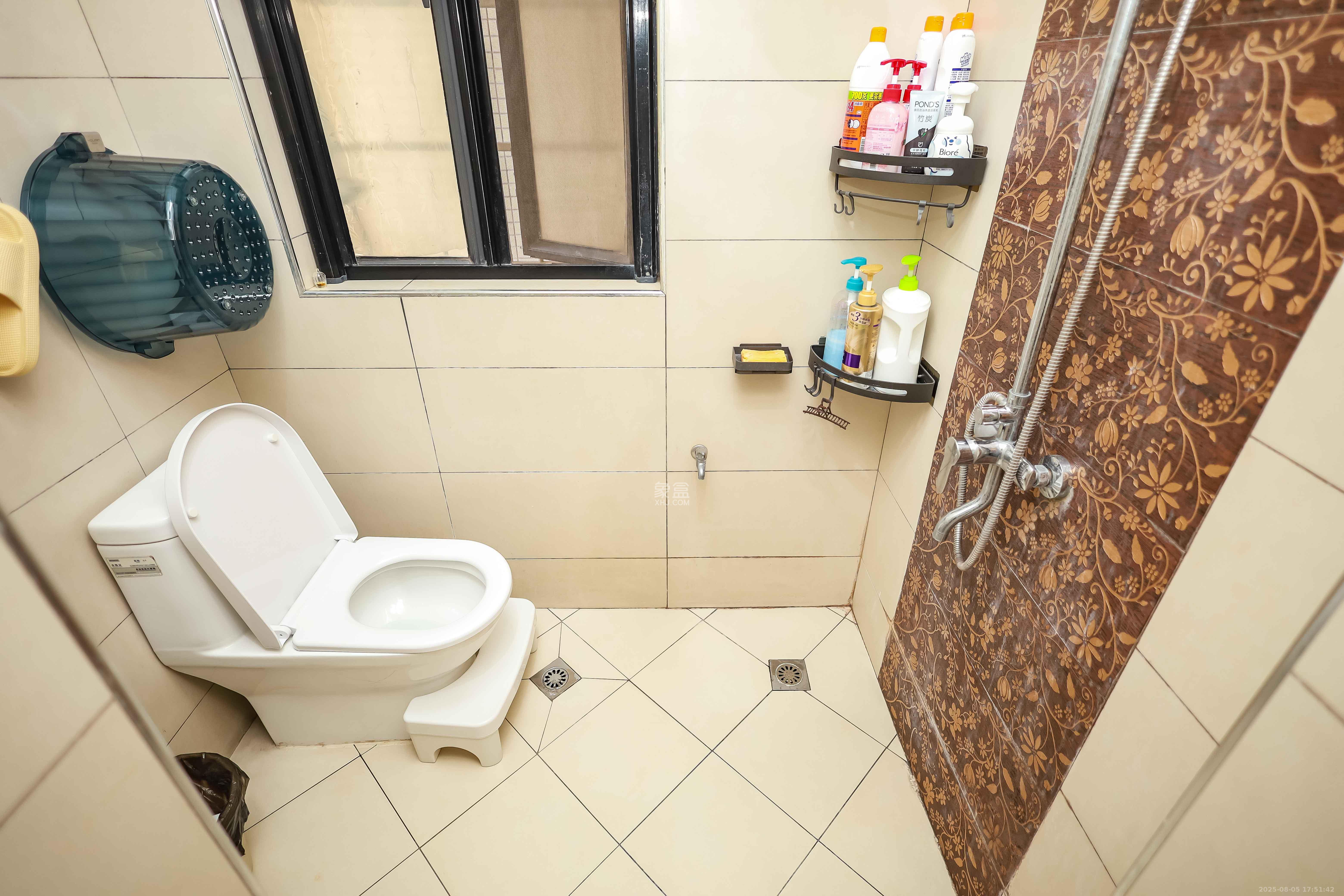 西城龙庭  2室2厅1卫    85.0万 西城龙庭  2室2厅1卫    85.0万卫生间