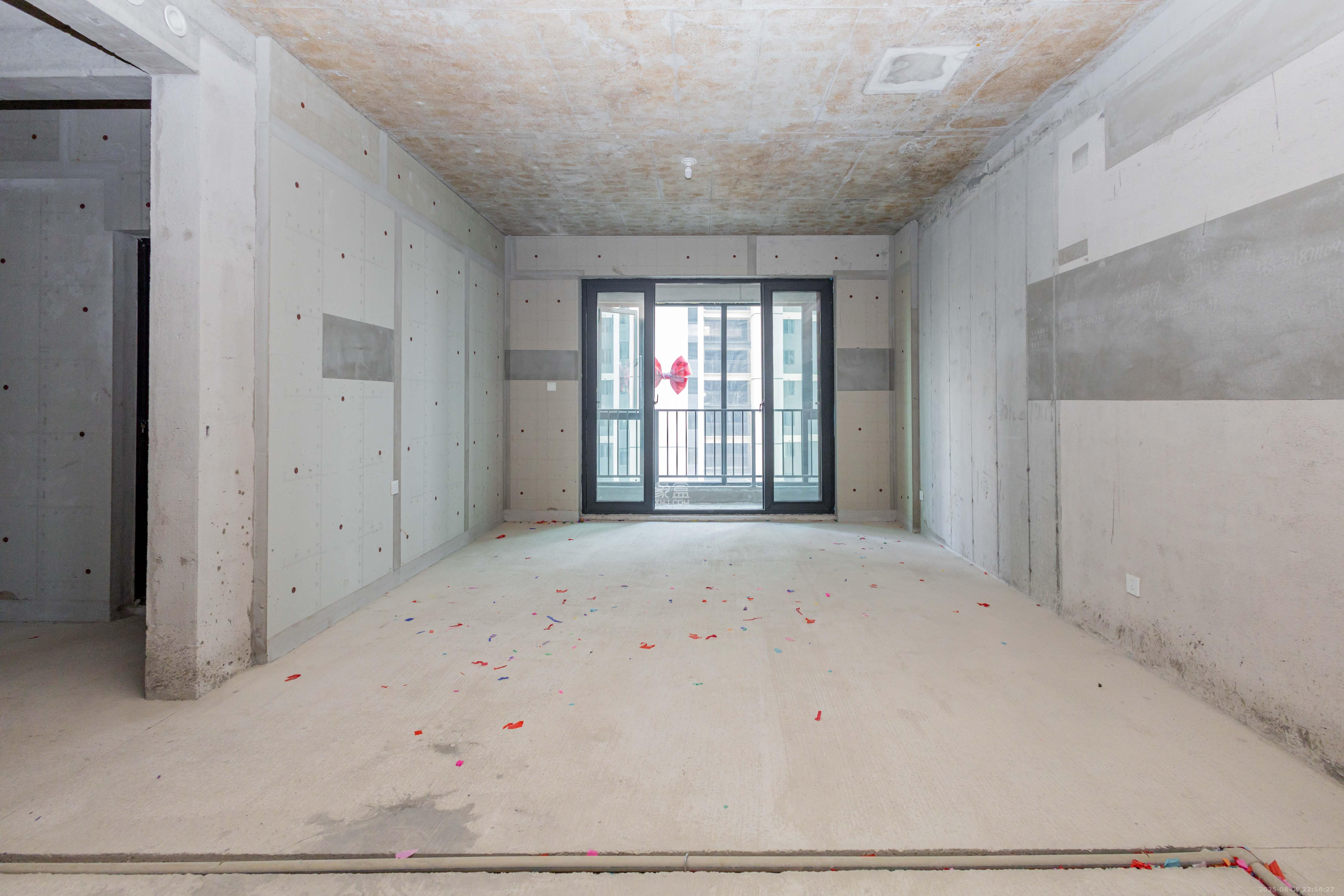 中建桃李九章  4室2厅2卫    189.0万 中建桃李九章  4室2厅2卫    189.0万客厅