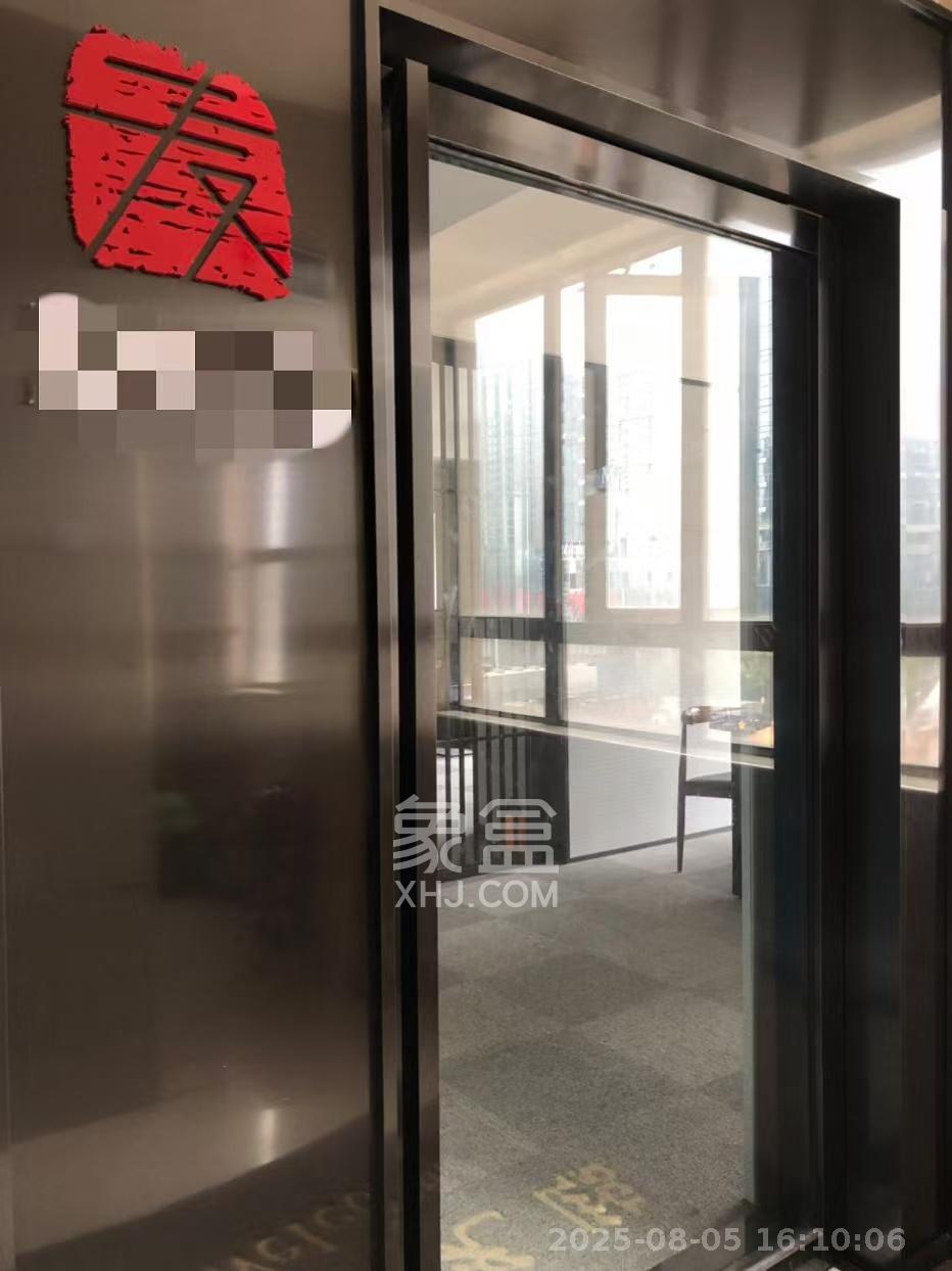 岳泰理想城  3室2厅1卫   3200.00元/月室内图