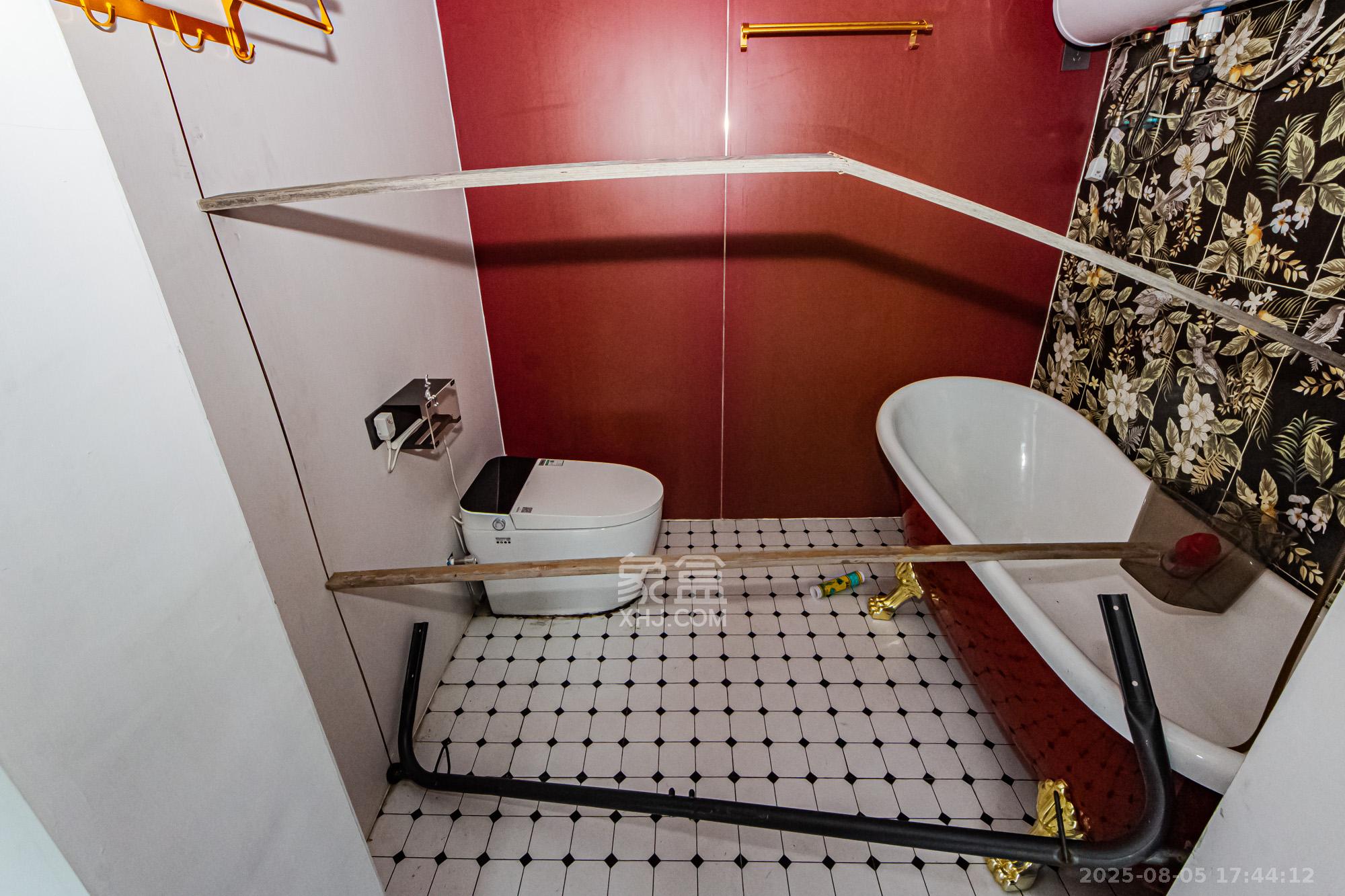 湘江世纪城富湾国际 4室2厅3卫 380.00万 湘江世纪城富湾国际 4室2厅3卫 380.00万卫生间