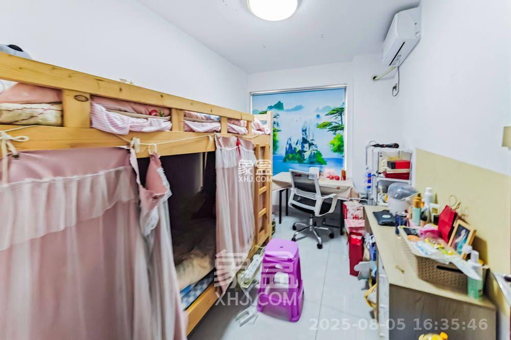 半山壹号  3室2厅2卫   3000.00元/月室内图
