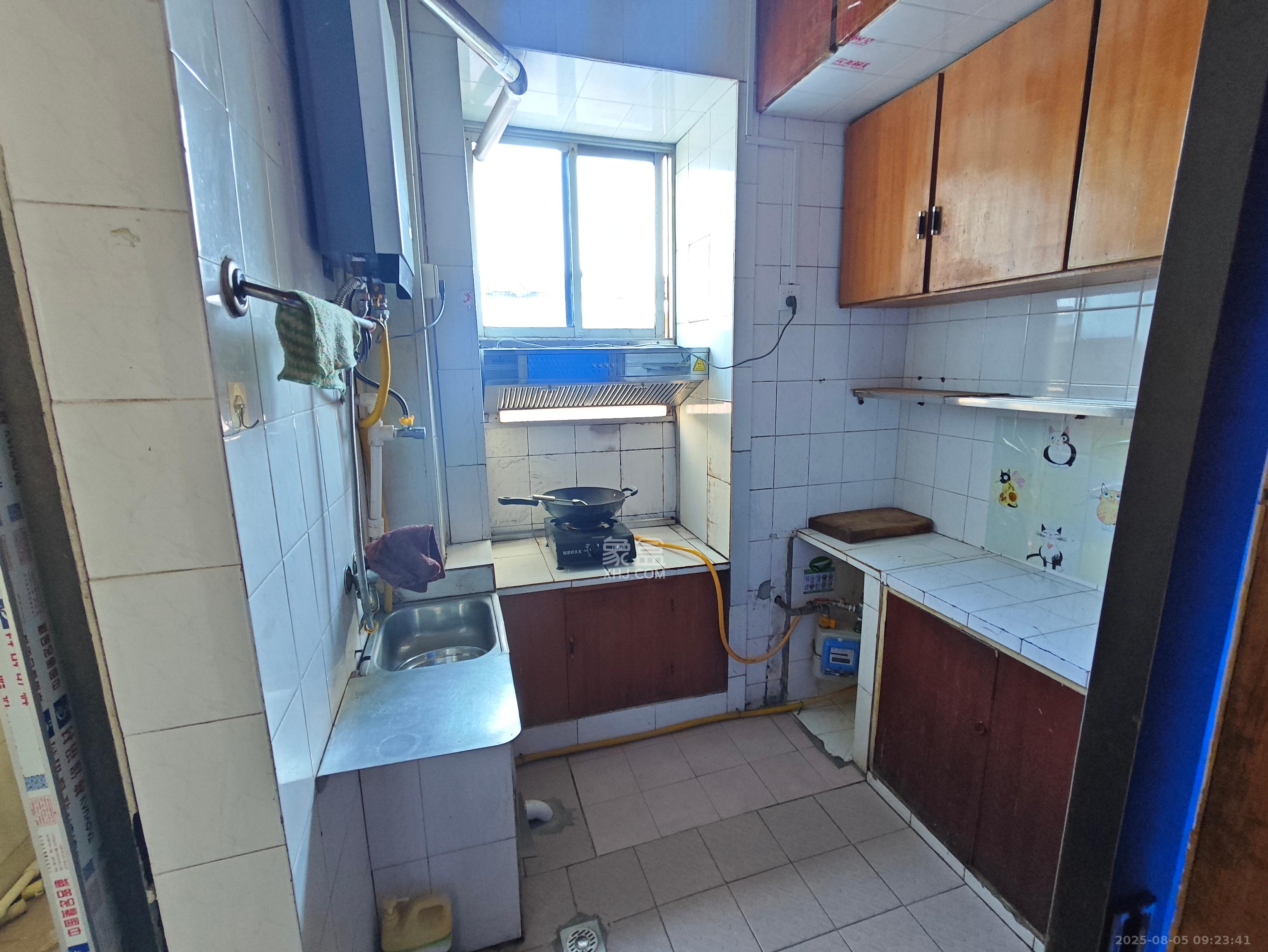 水泵厂宿舍  2室1厅1卫    1300.0元/月室内图