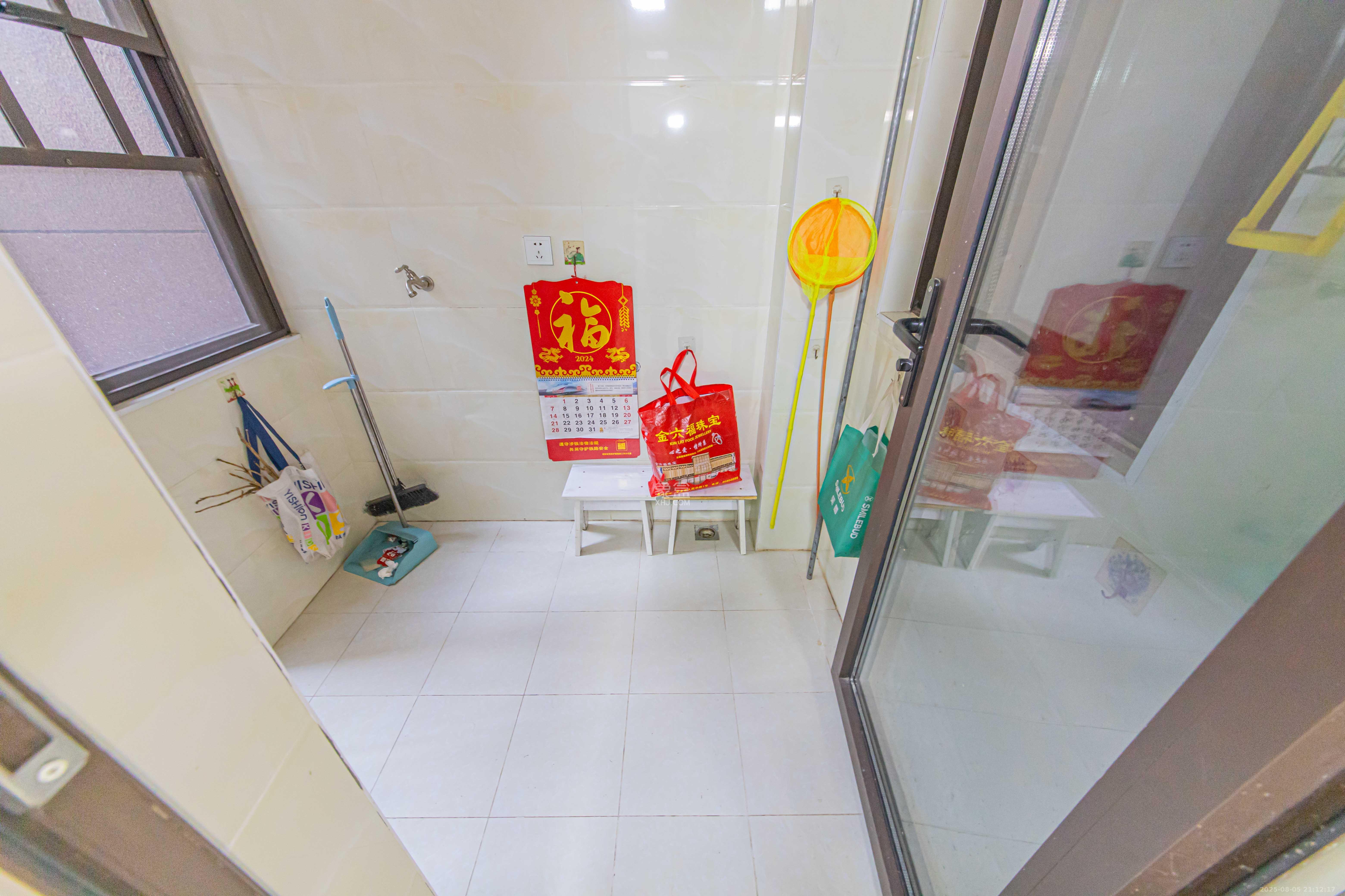鑫远悦城（鑫远悦时代）  4室2厅2卫   108.00万厨房