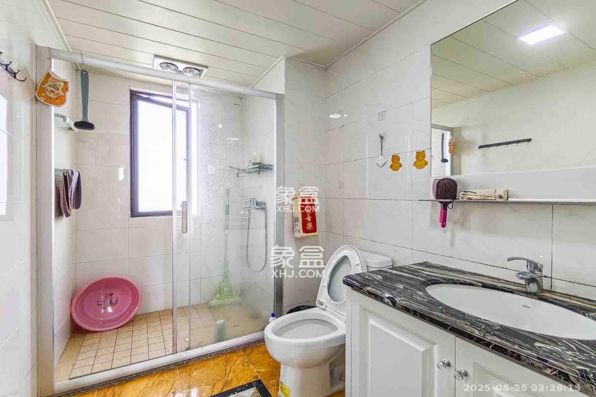 碧桂园威尼斯城  4室2厅2卫    2500.0元/月 碧桂园威尼斯城  4室2厅2卫    2500.0元/月室内图