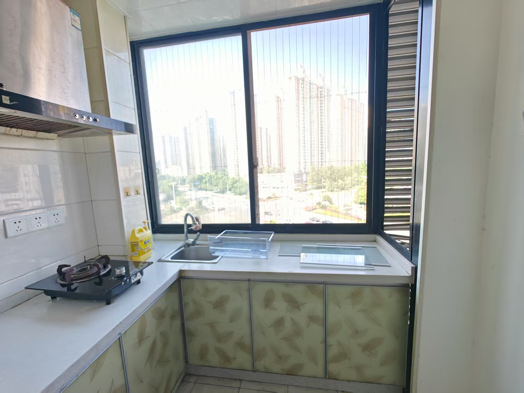 上城世家 1室1厅1卫 1000.0元/月 上城世家 1室1厅1卫 1000.0元/月室内图