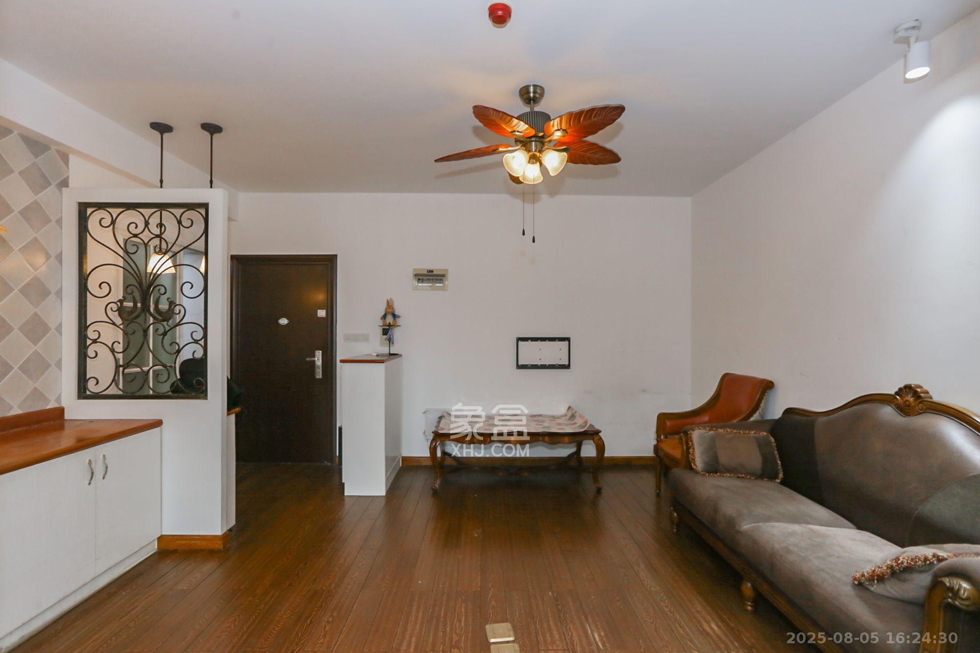 佳兴国际汇  1室1厅1卫    1800.0元/月室内图