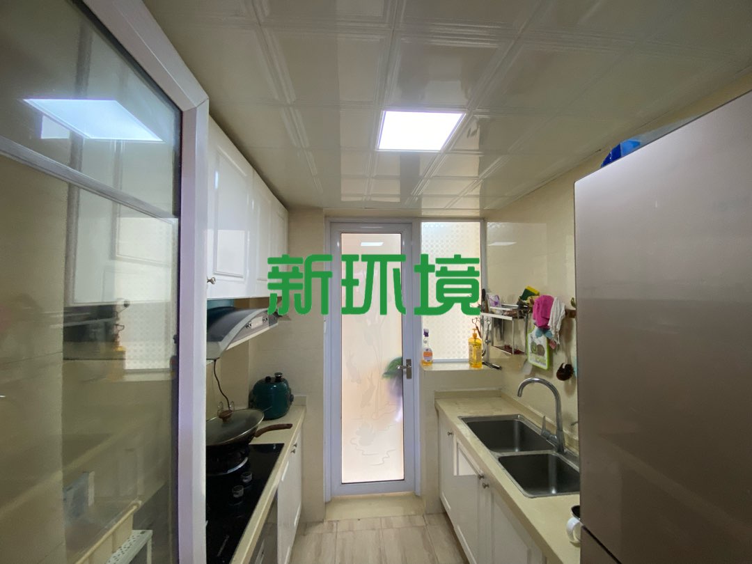 月亮湾三期  3室2厅2卫   2000.00元/月室内图