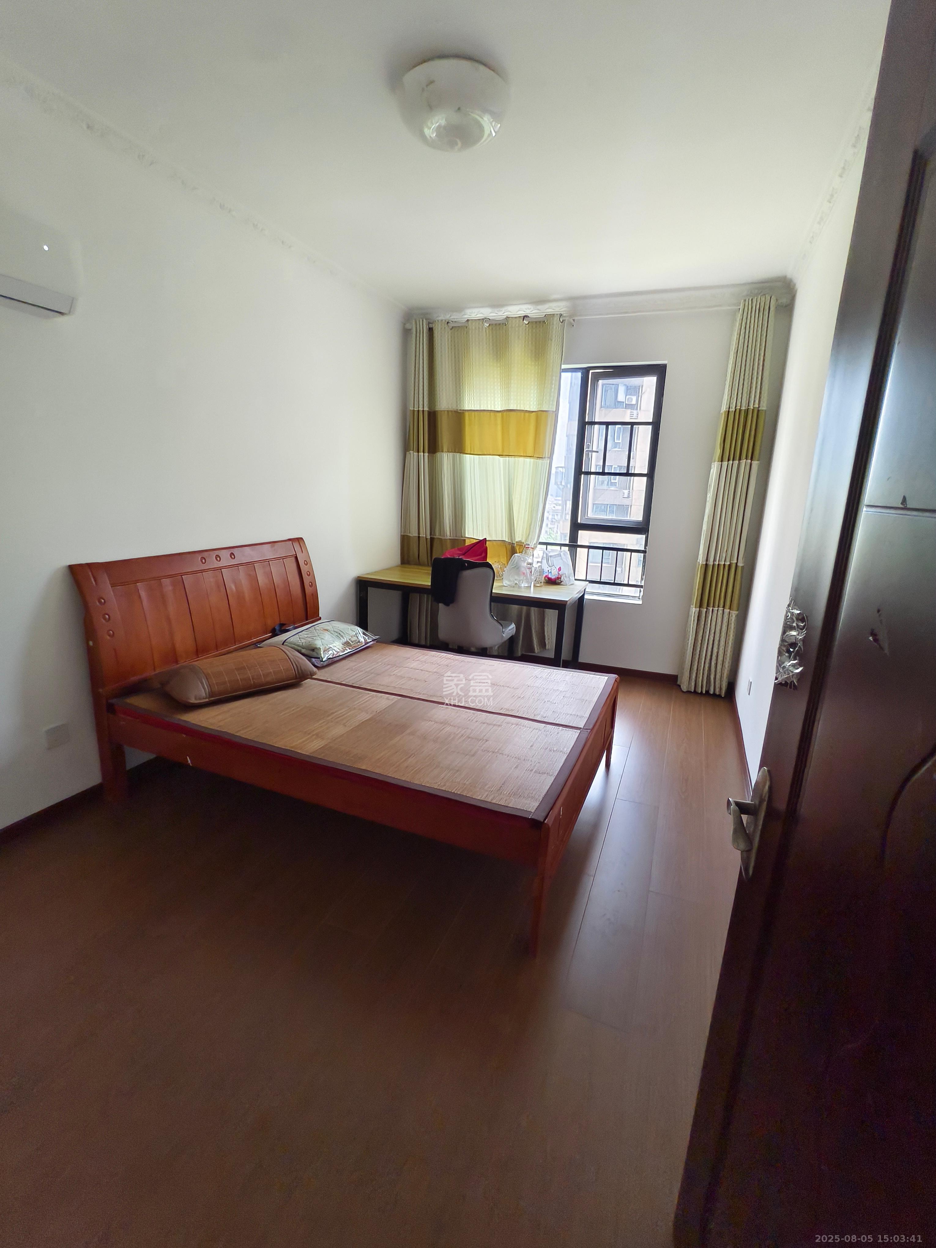 长房时代城 3室2厅2卫 3300.0元/月 长房时代城 3室2厅2卫 3300.0元/月室内图