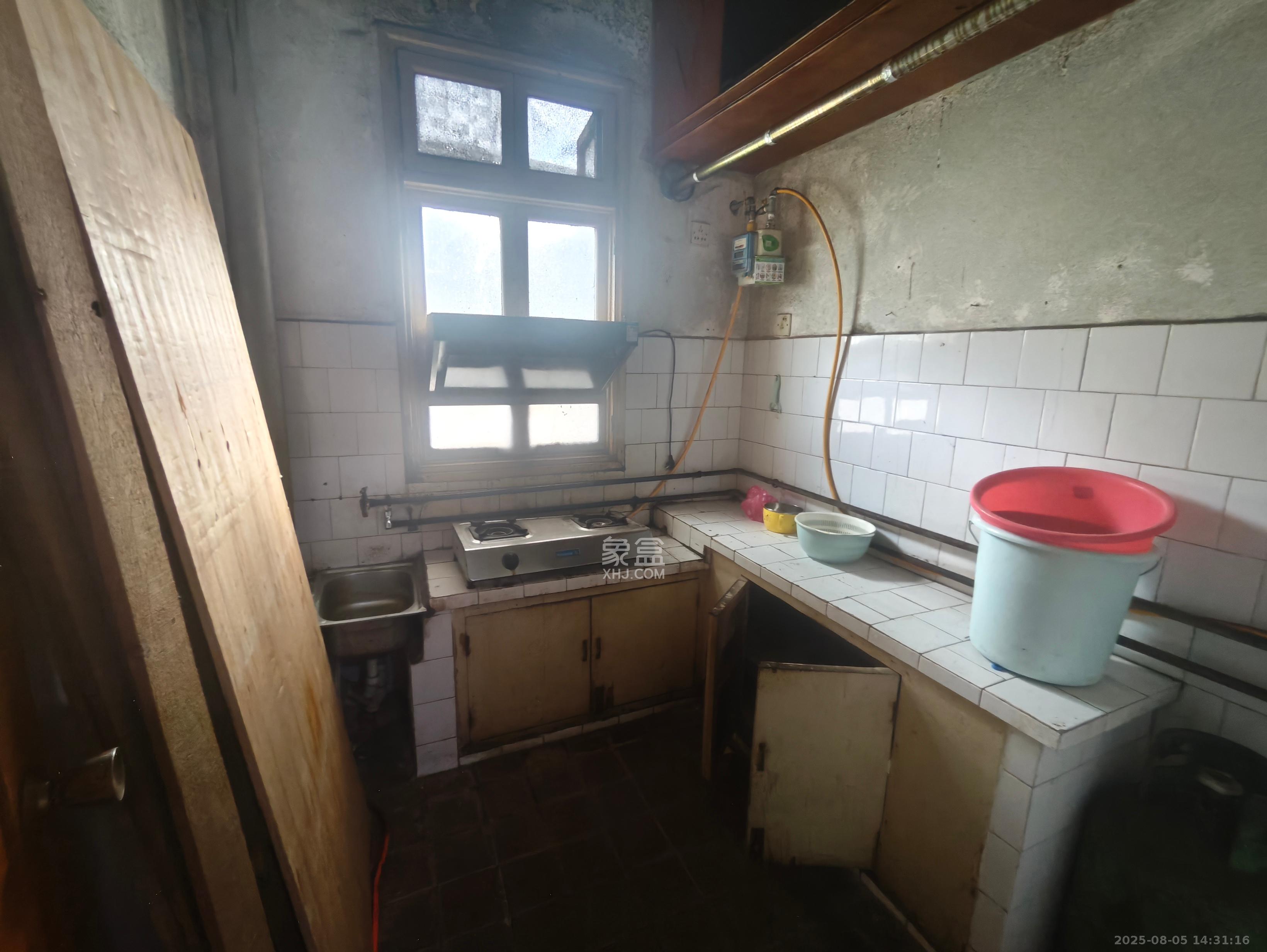 乡镇公寓 2室1厅1卫 1400.0元/月 乡镇公寓 2室1厅1卫 1400.0元/月室内图