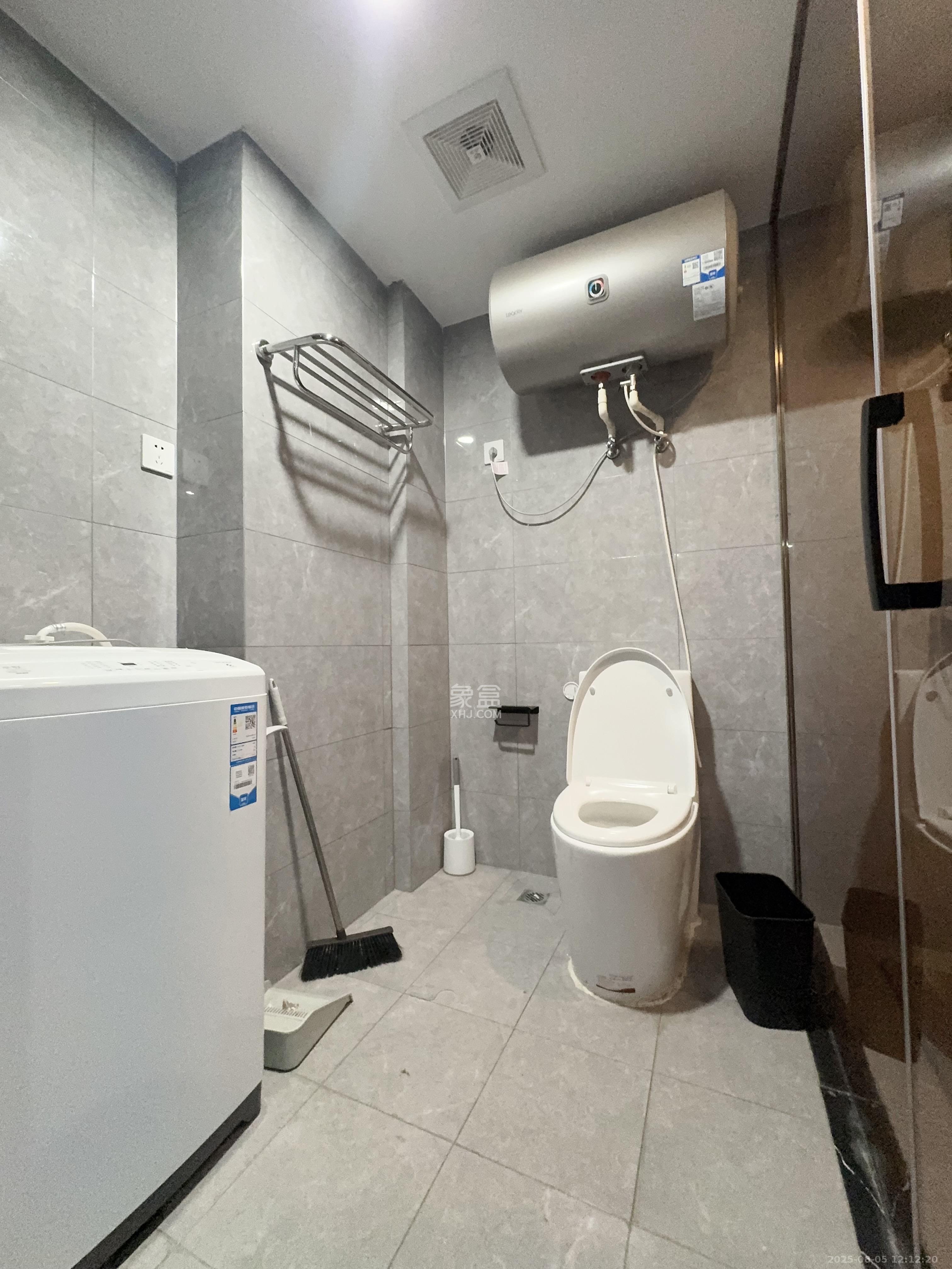 中云公寓 1室0厅1卫 1800.0元/月 中云公寓 1室0厅1卫 1800.0元/月室内图