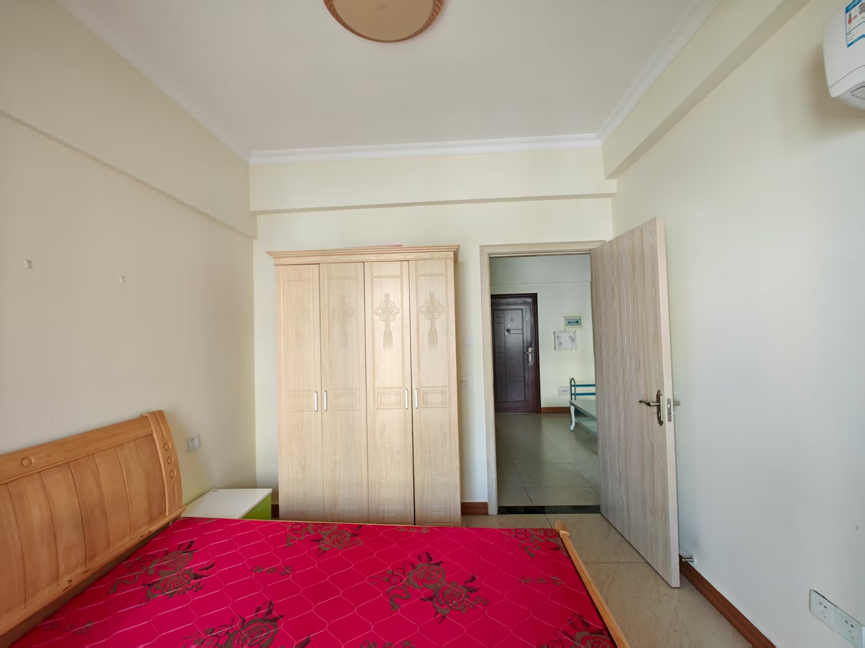 上城世家 1室1厅1卫 1000.0元/月 上城世家 1室1厅1卫 1000.0元/月室内图