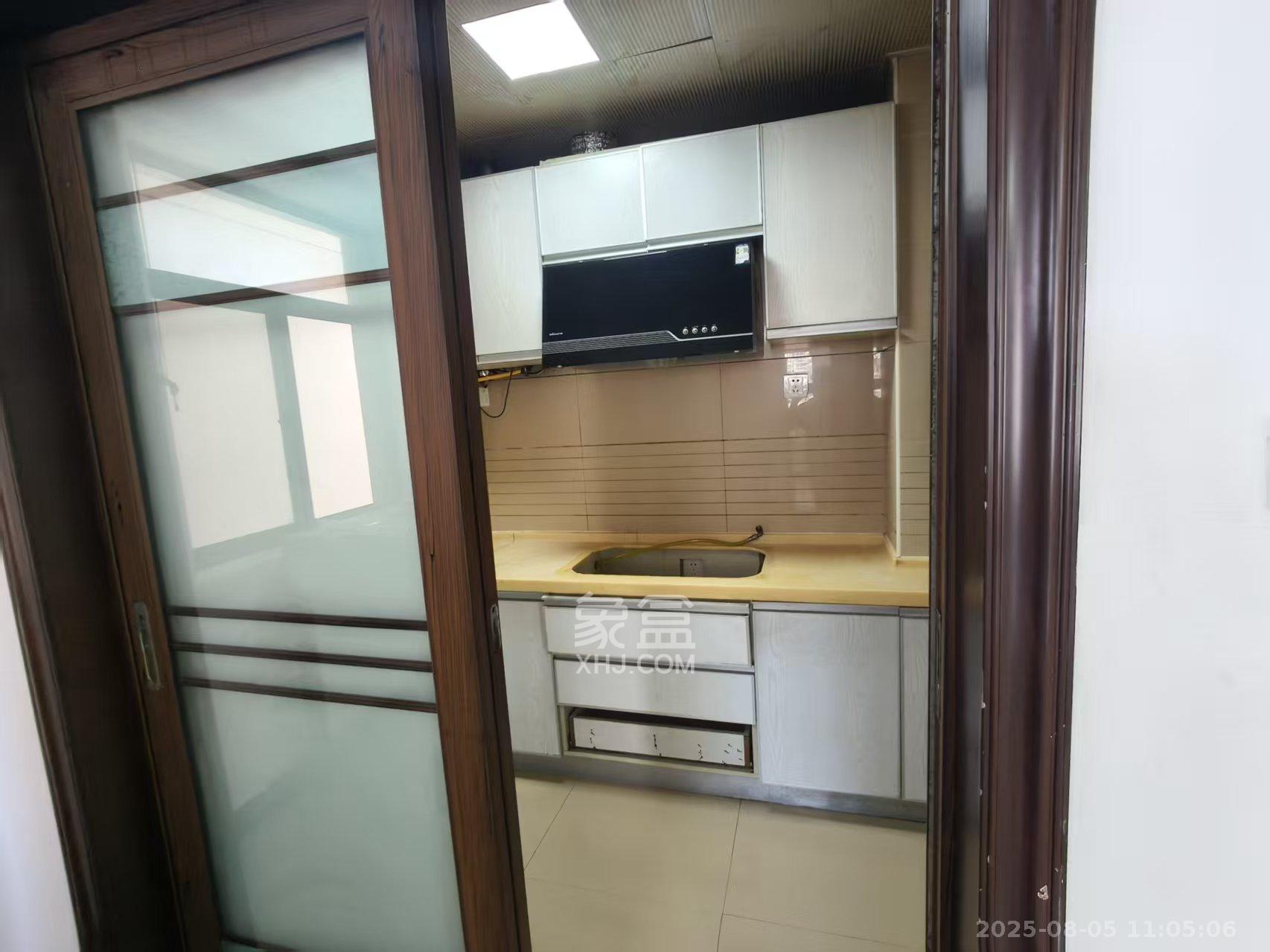 锦湘国际星城二期（锦雅苑）  4室2厅1卫    2300.0元/月室内图