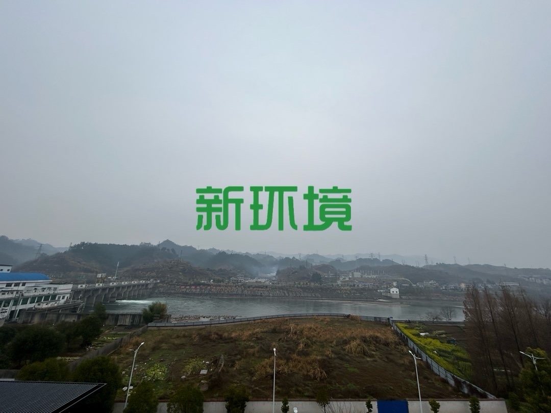 昊天珑璟湾  4室2厅2卫   186.00万