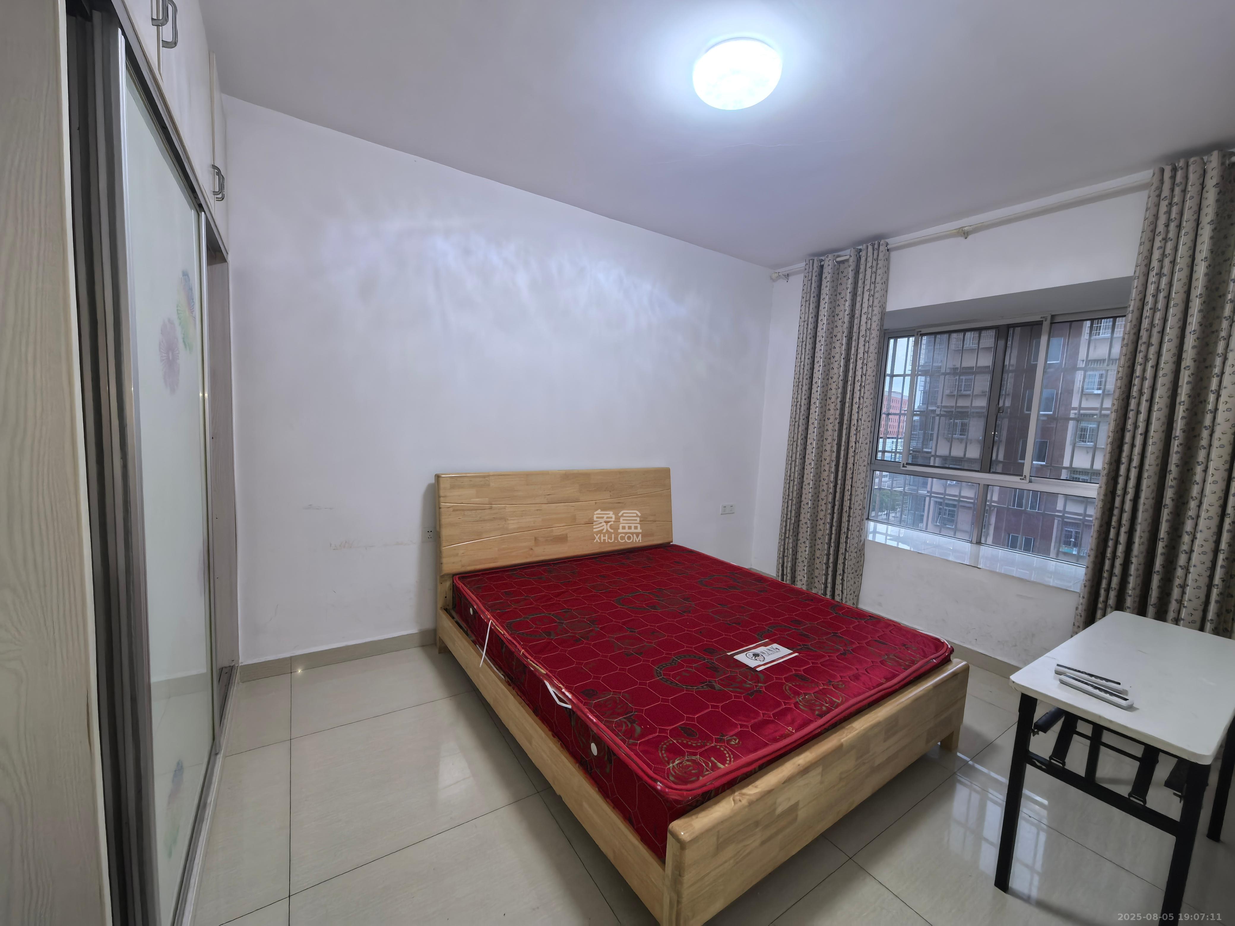 先锋新宇 2室2厅1卫 1600.0元/月 先锋新宇 2室2厅1卫 1600.0元/月室内图