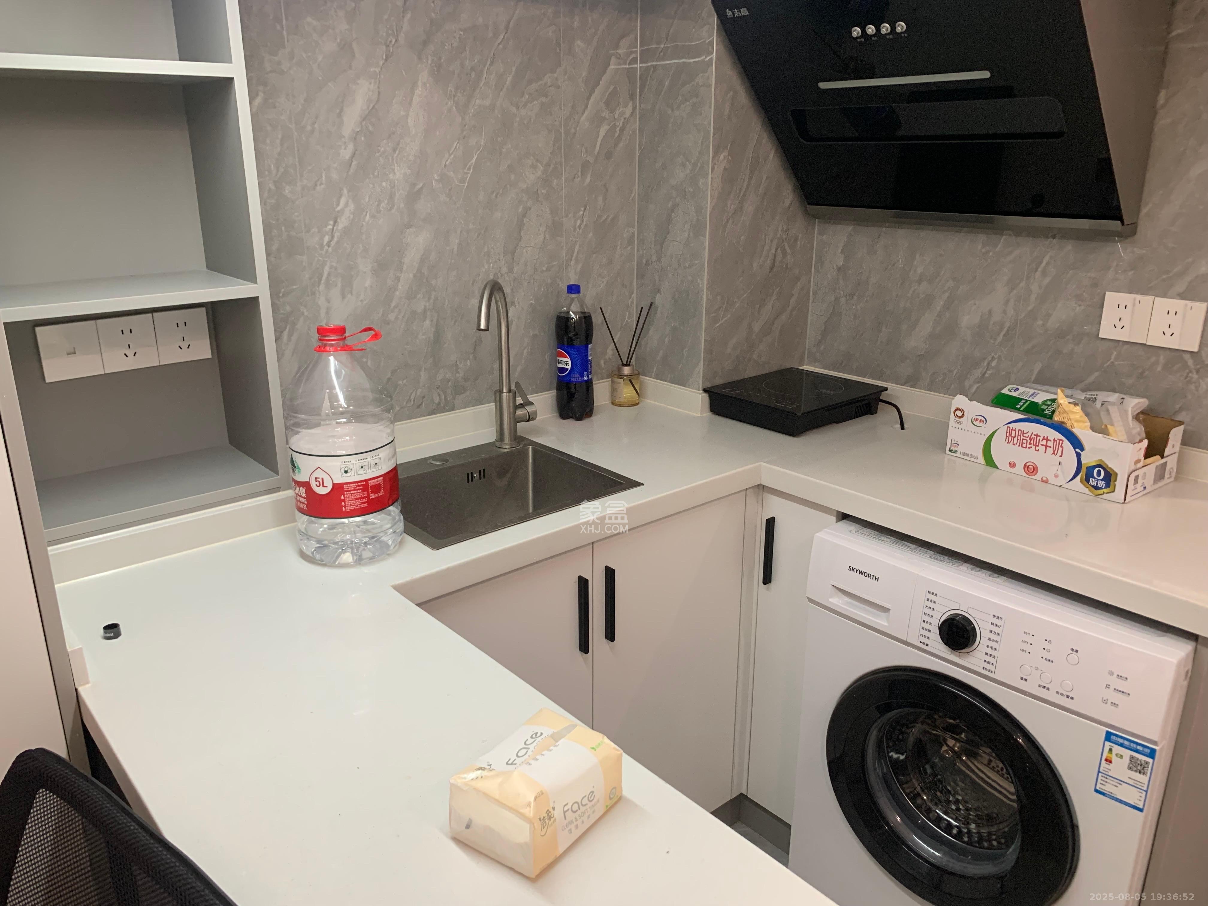 保利海德公园  1室1厅1卫    1800.0元/月 保利海德公园  1室1厅1卫    1800.0元/月室内图