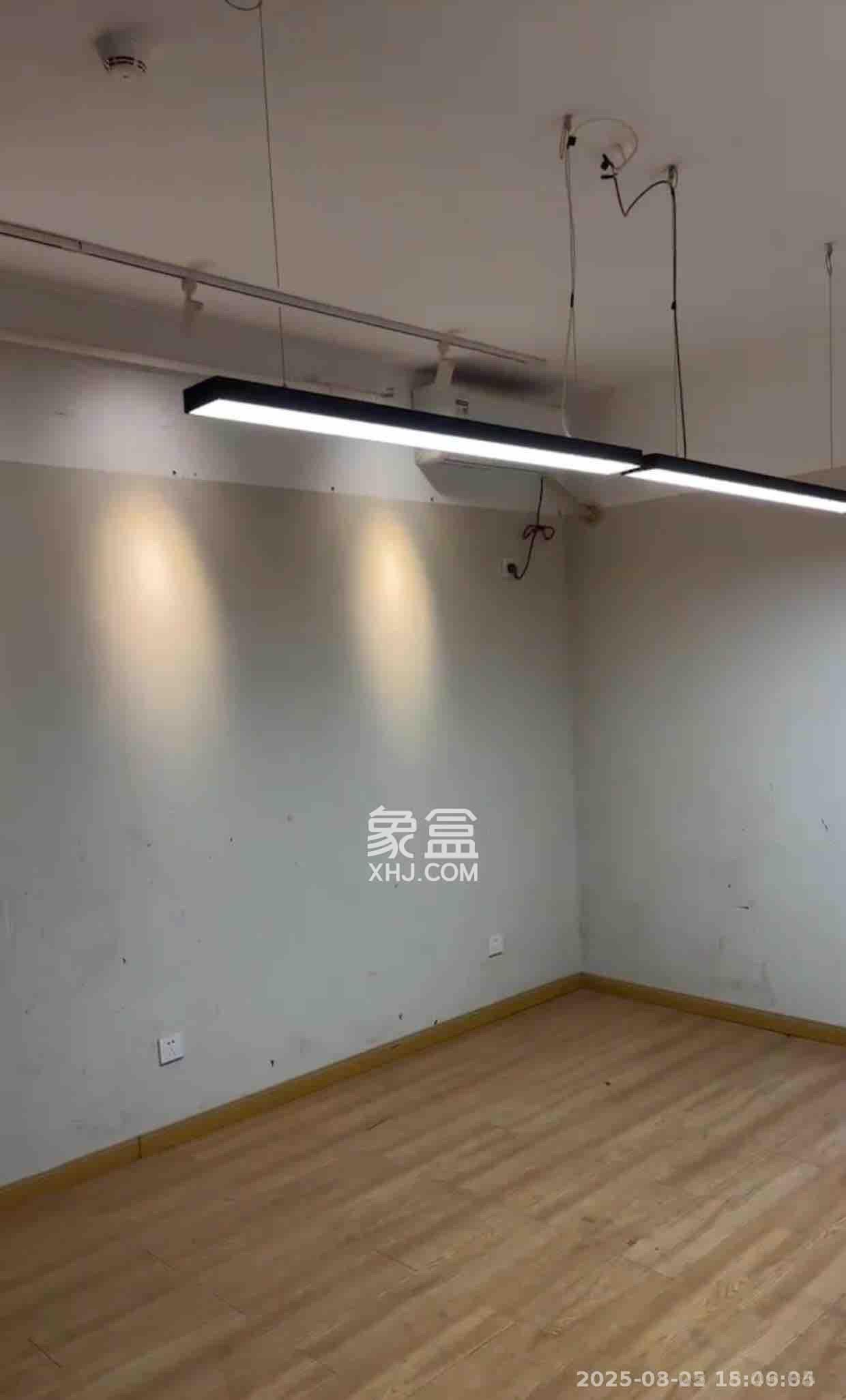 佳兆业云顶梅溪湖（佳兆业梅溪荟）  1室1厅1卫    3600.0元/月室内图