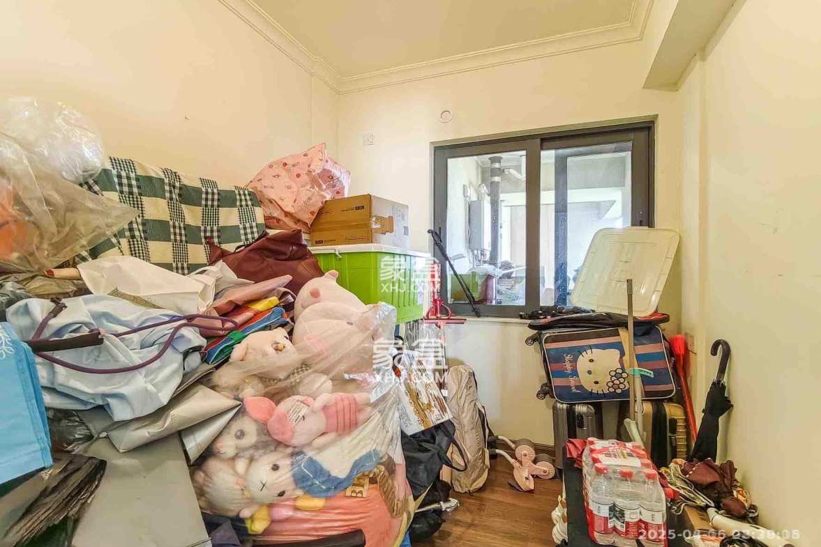 碧桂园威尼斯城  4室2厅2卫    2500.0元/月 碧桂园威尼斯城  4室2厅2卫    2500.0元/月室内图