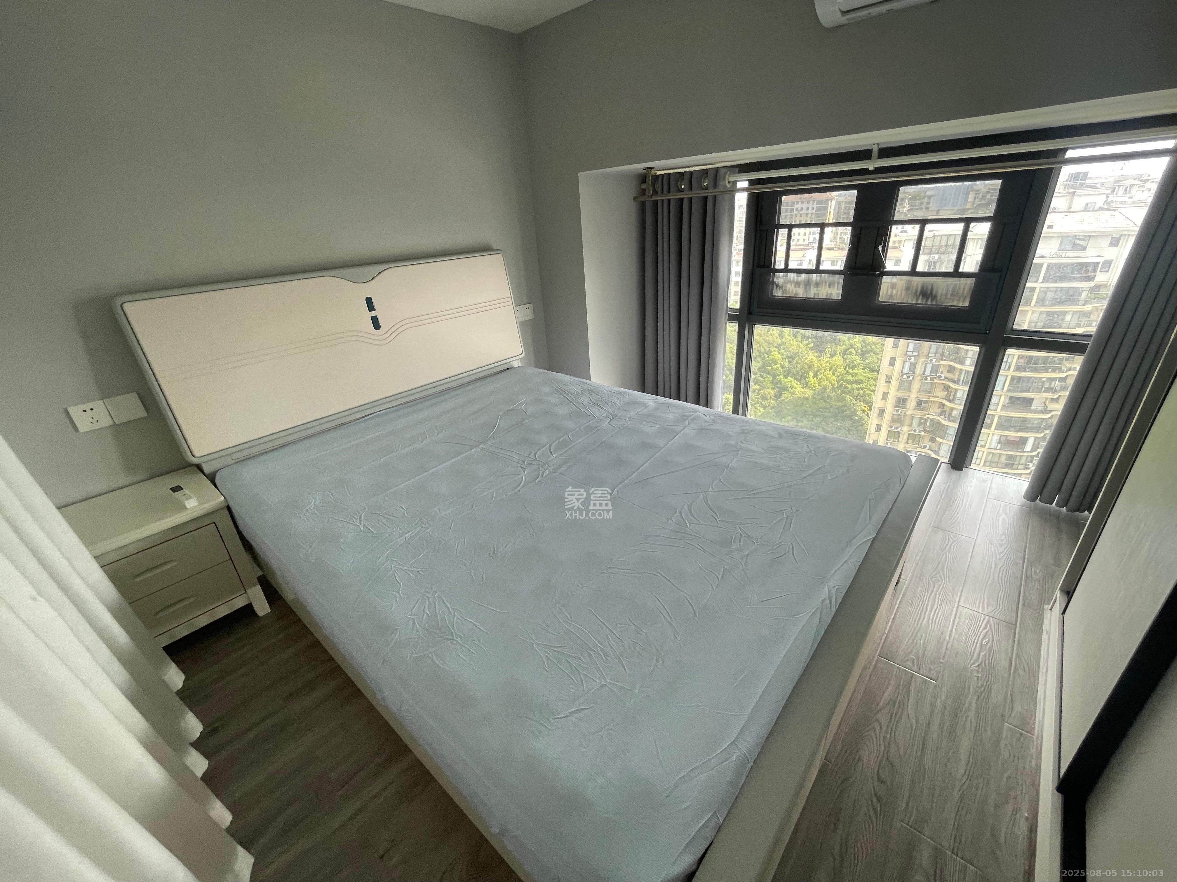 弘坤云寓  2室1厅1卫    2600.0元/月室内图