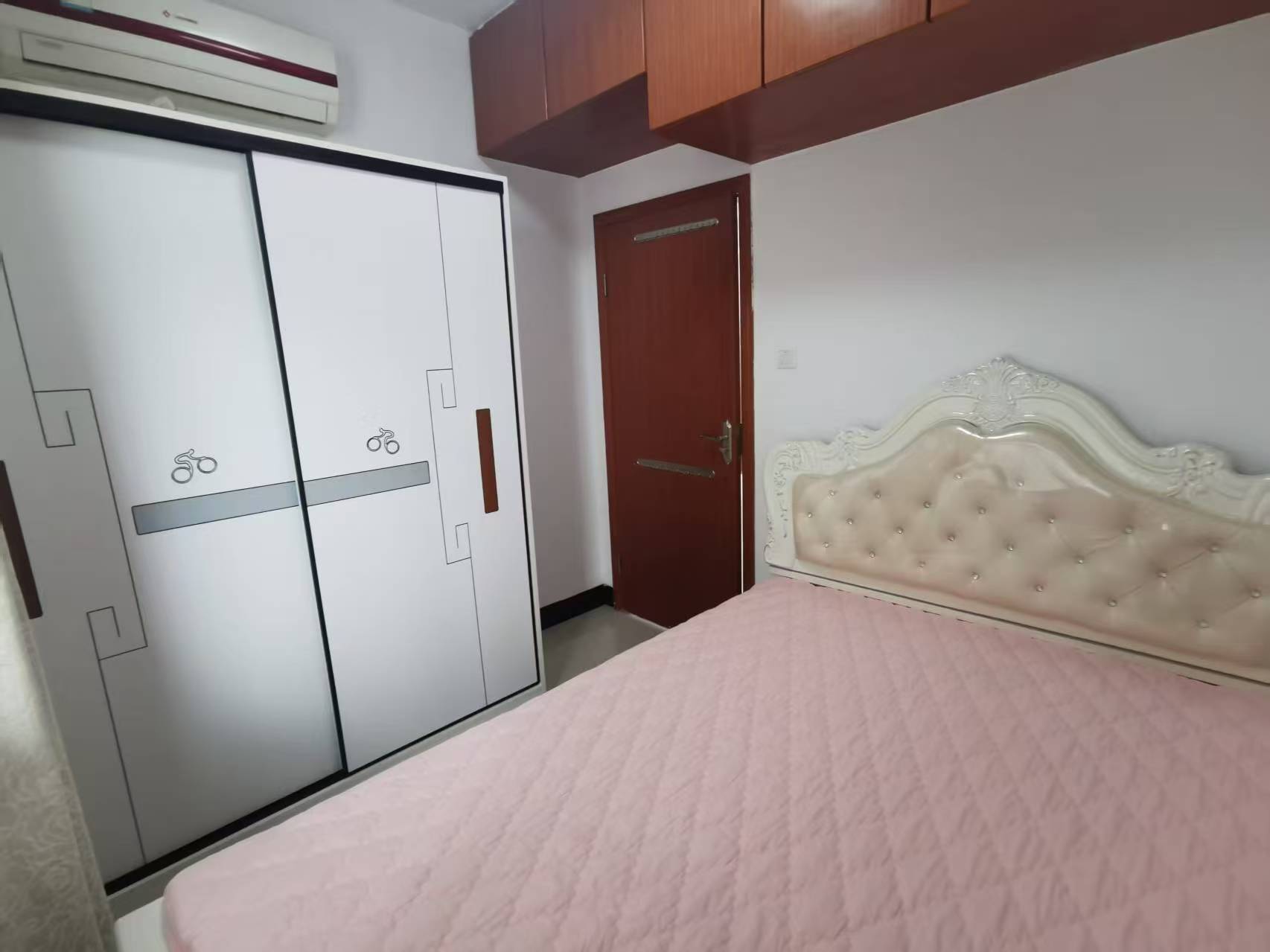 东方豪苑 2室1厅1卫 1300.0元/月 东方豪苑 2室1厅1卫 1300.0元/月室内图