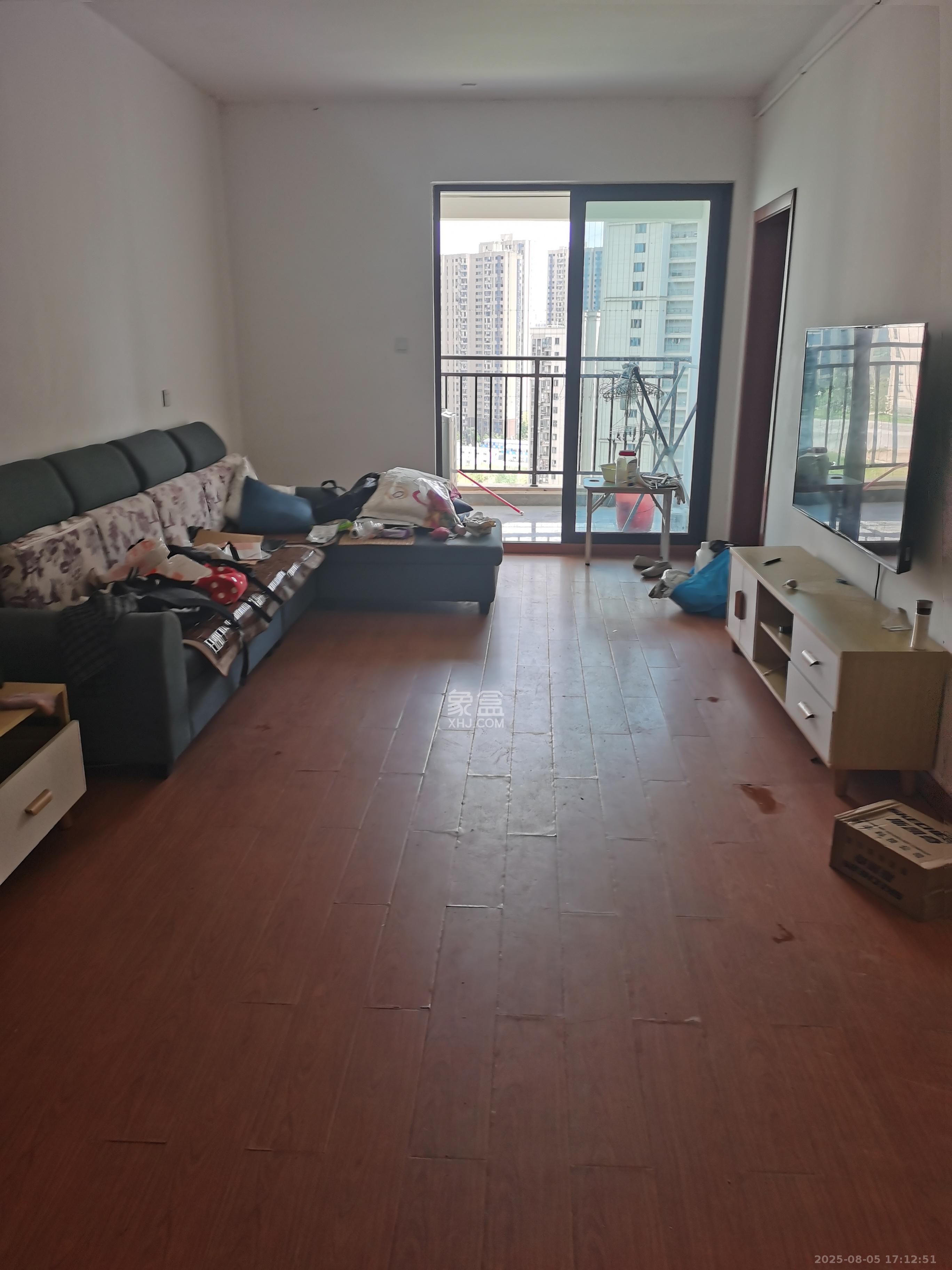 保利城（中航城国际社区、郡原美村）  3室2厅2卫   2300.00元/月室内图