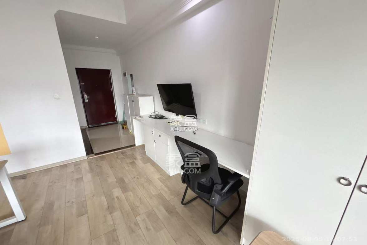 荣盛花语馨苑  1室1厅1卫    1200.0元/月 荣盛花语馨苑  1室1厅1卫    1200.0元/月室内图