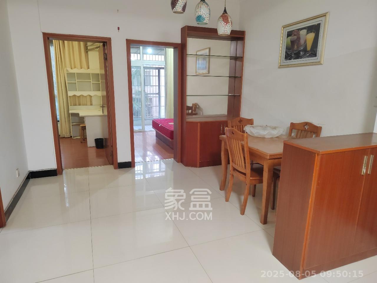 鄱阳小区 3室2厅11卫 1700.0元/月 鄱阳小区 3室2厅11卫 1700.0元/月室内图