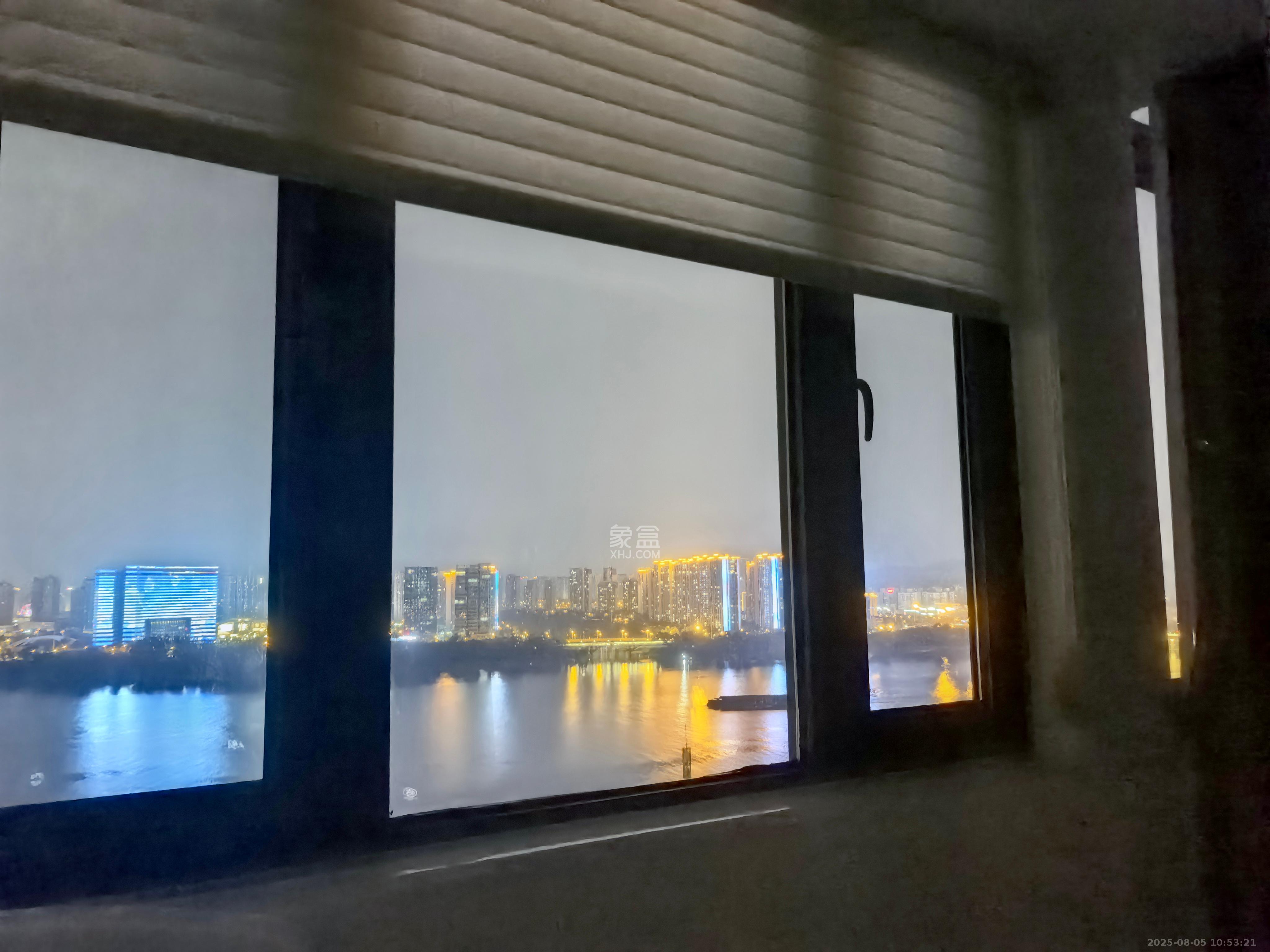 万科紫台 1室1厅2卫 4800.0元/月 万科紫台 1室1厅2卫 4800.0元/月室内图